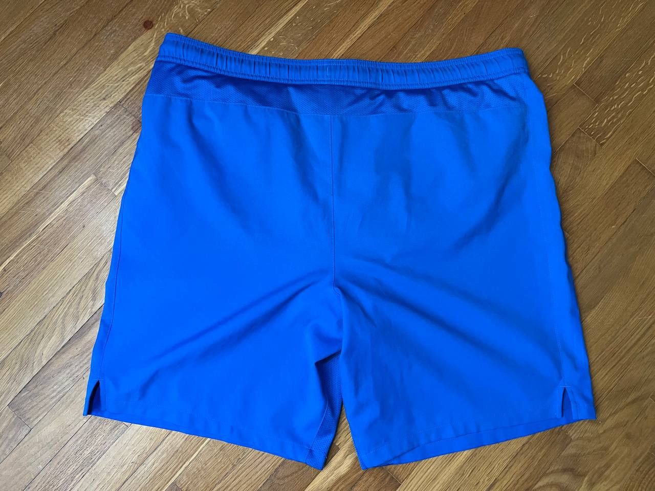 Nike Nike Juventus FC 2014-2015 shorts Size US 38 / EU 54 - 2 Thumbnail