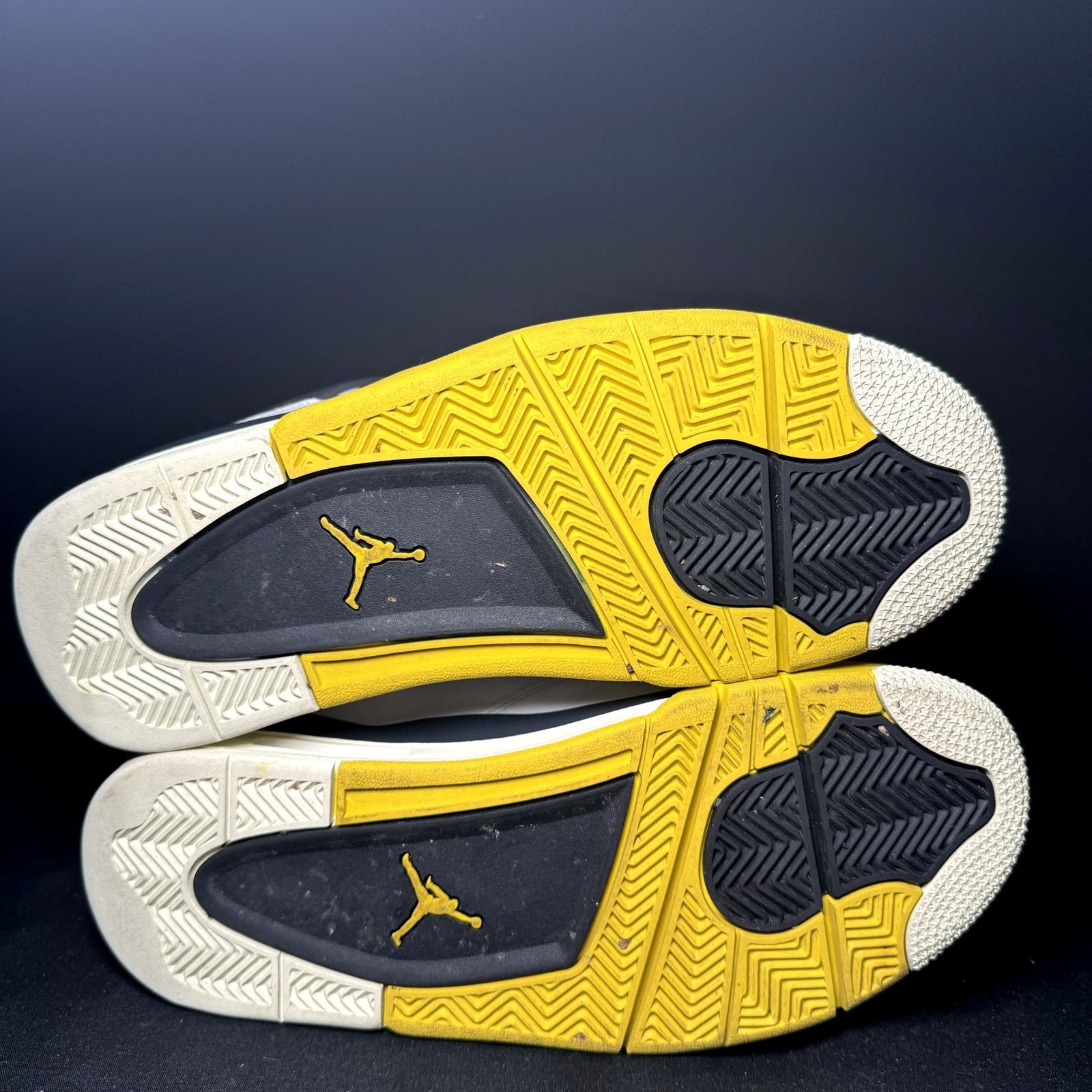 Jordan Brand × Nike Size 9.5 Wmns Air Jordan 4 Retro Vivid Sulfur Women's Shoes Size US 9.5 / IT 39.5 - 6 Thumbnail