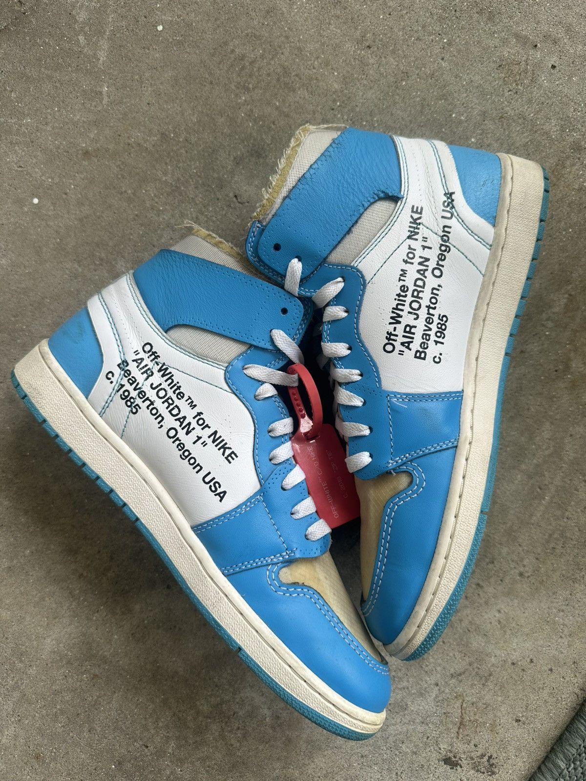 Jordan Brand × Off-White Nike Air Jordan 1 High OG Off-White UNC size 10.5 Size US 10.5 / EU 43-44 - 2 Thumbnail
