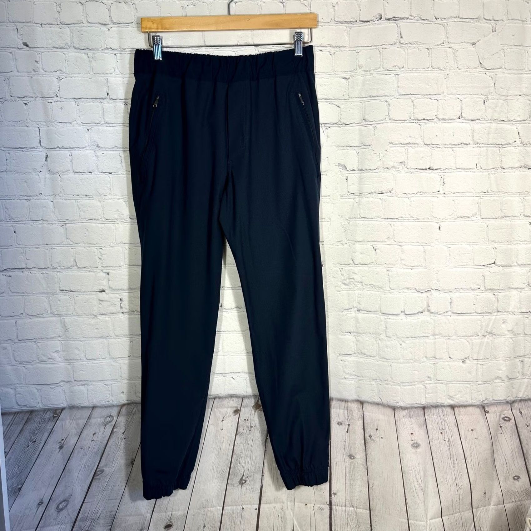 Lululemon Lululemon Warpcity Jogger Mens Navy Blue Athletic Pants Zip Pockets Medium Slim Fit Tapered Inseam 30 Size US 31 - 2 Thumbnail