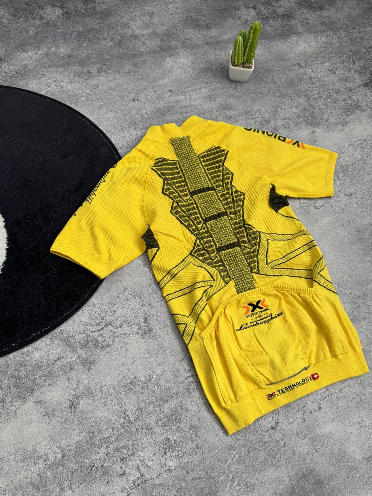 Lamborghini RARE X-Bionic Lamborghini Huracan Jersey Size M Italy Design Size US M / EU 48-50 / 2 - 19 Thumbnail