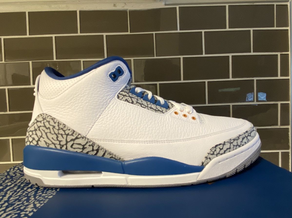 Nike Jordan 3 Wizards - Size 11 Size US 11 / EU 44 - 6 Thumbnail