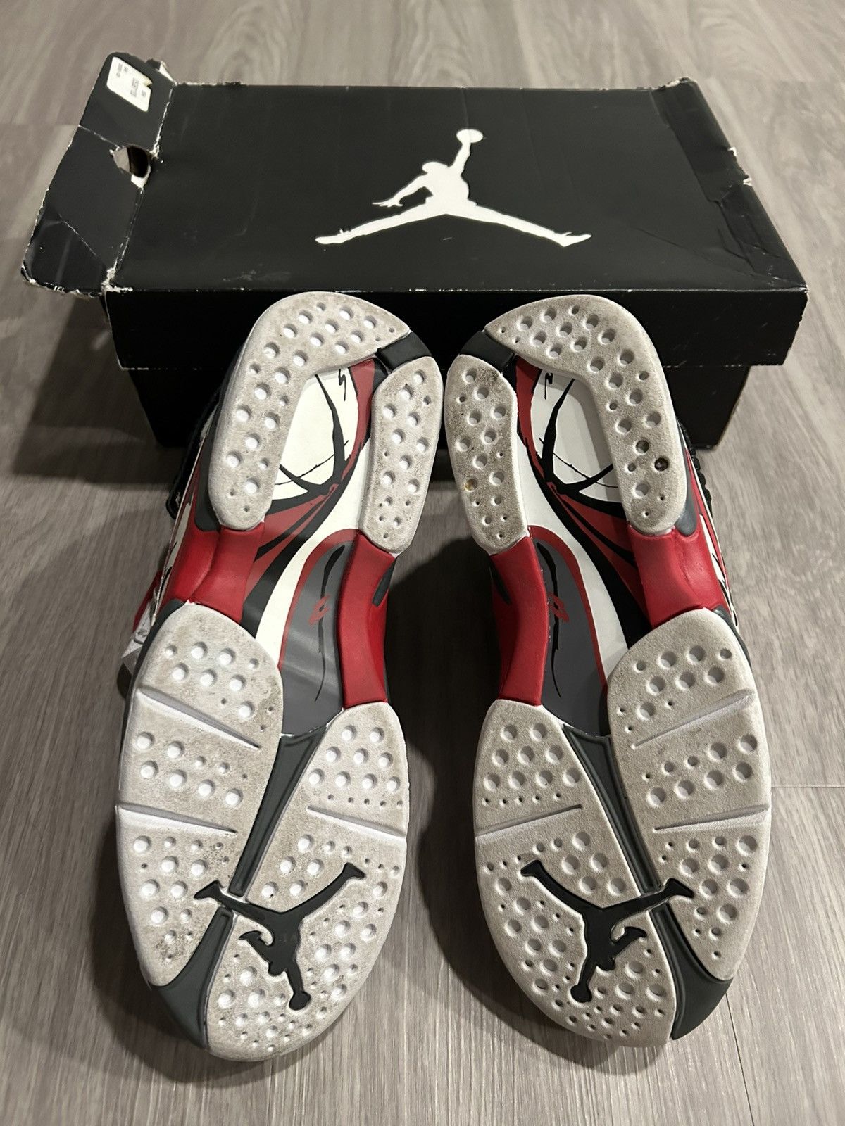 Jordan Brand Air Jordan Retro 8 Bugs Bunny 2013 Release Size 8 Size US 8 / EU 41 - 6 Thumbnail
