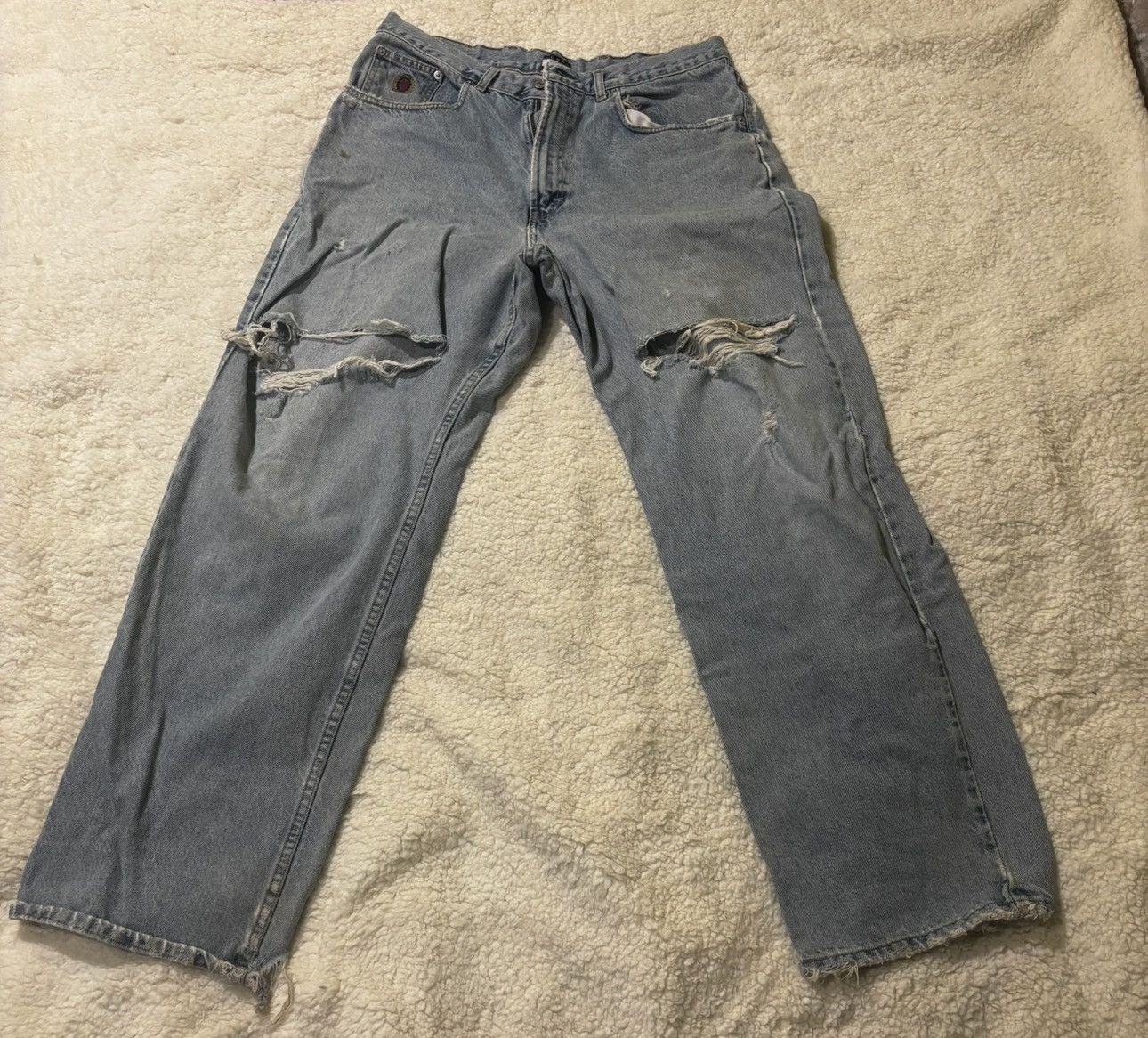 Tommy Hilfiger Men’s light washed distressed jeans0601 Size US 33 - 1 Thumbnail