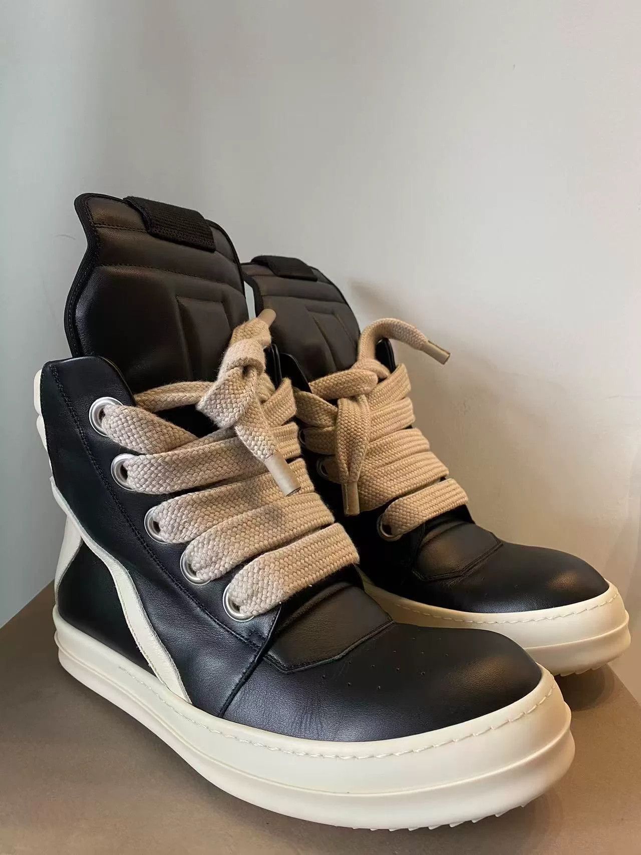 Rick Owens Rick Owens Pink Hitop Sneakers 42 Men Size US 9 / EU 42 - 1 Thumbnail