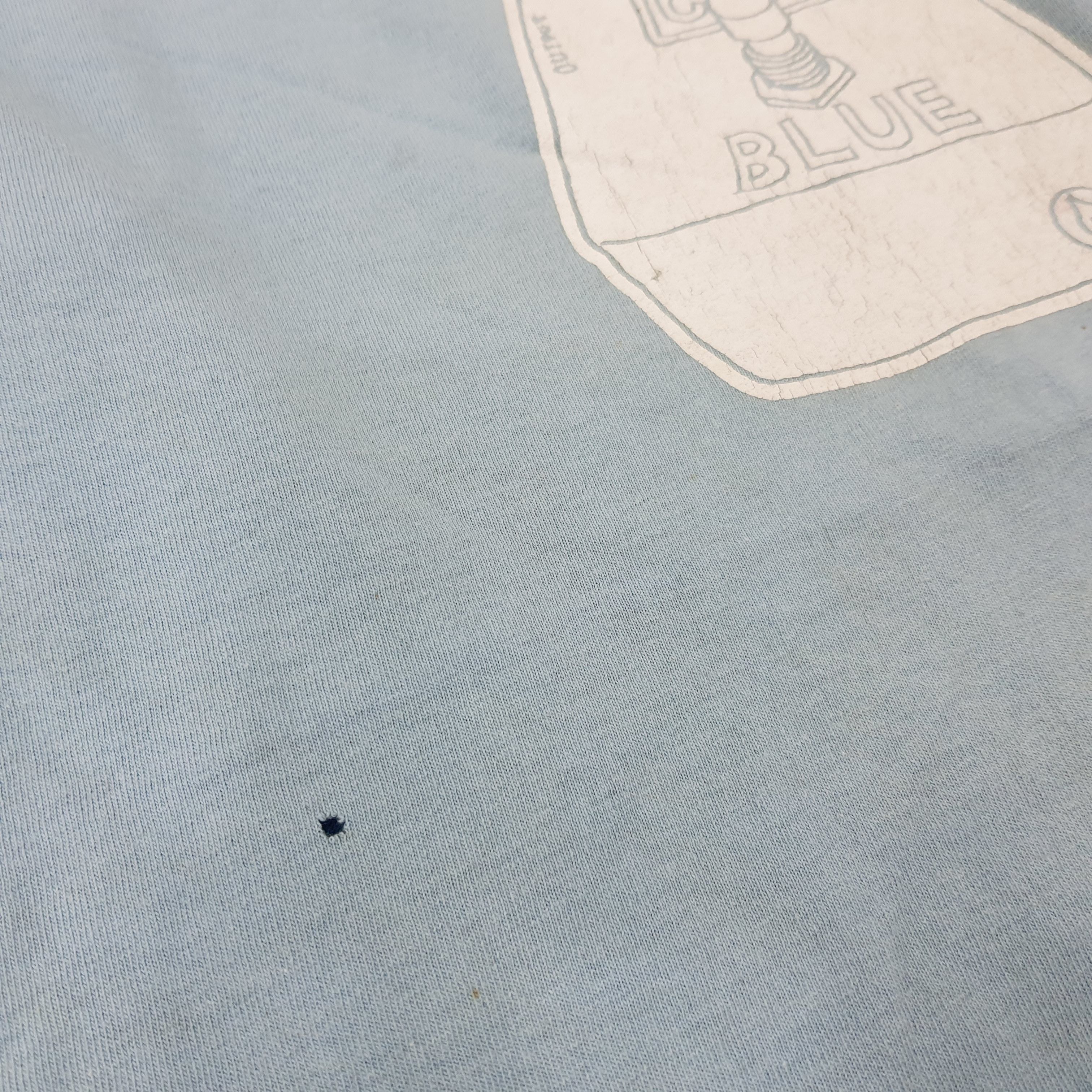 Vintage Vintage Coil Blue Streetwear Tshirt Size US L / EU 52-54 / 3 - 8 Thumbnail