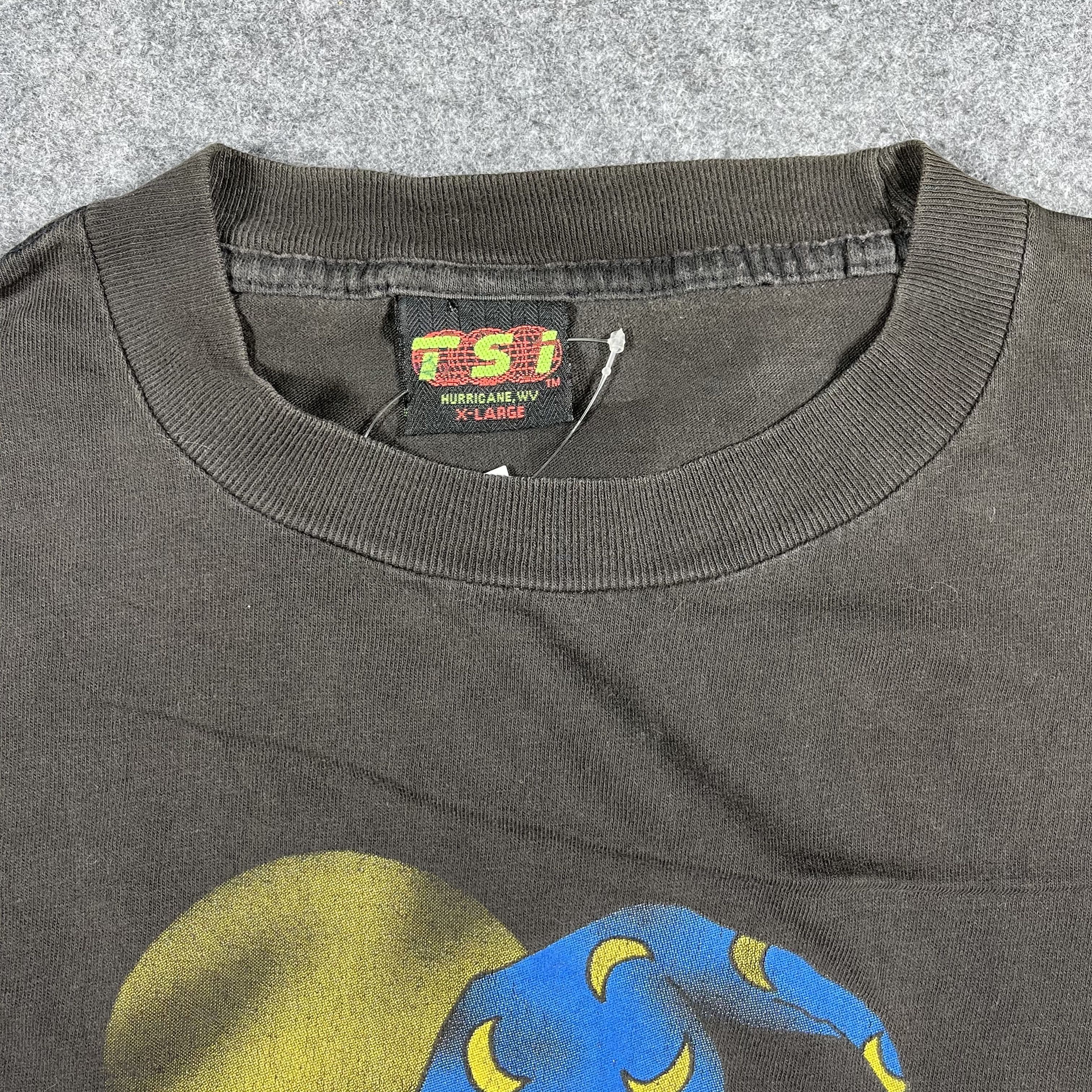 Vintage Vintage Hollowen Trick or Treat T-shirt Size US XL / EU 56 / 4 - 5 Thumbnail