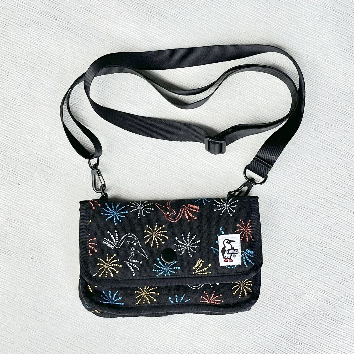 Chums Chums Flip On Small Crossbody Size ONE SIZE - 3 Thumbnail