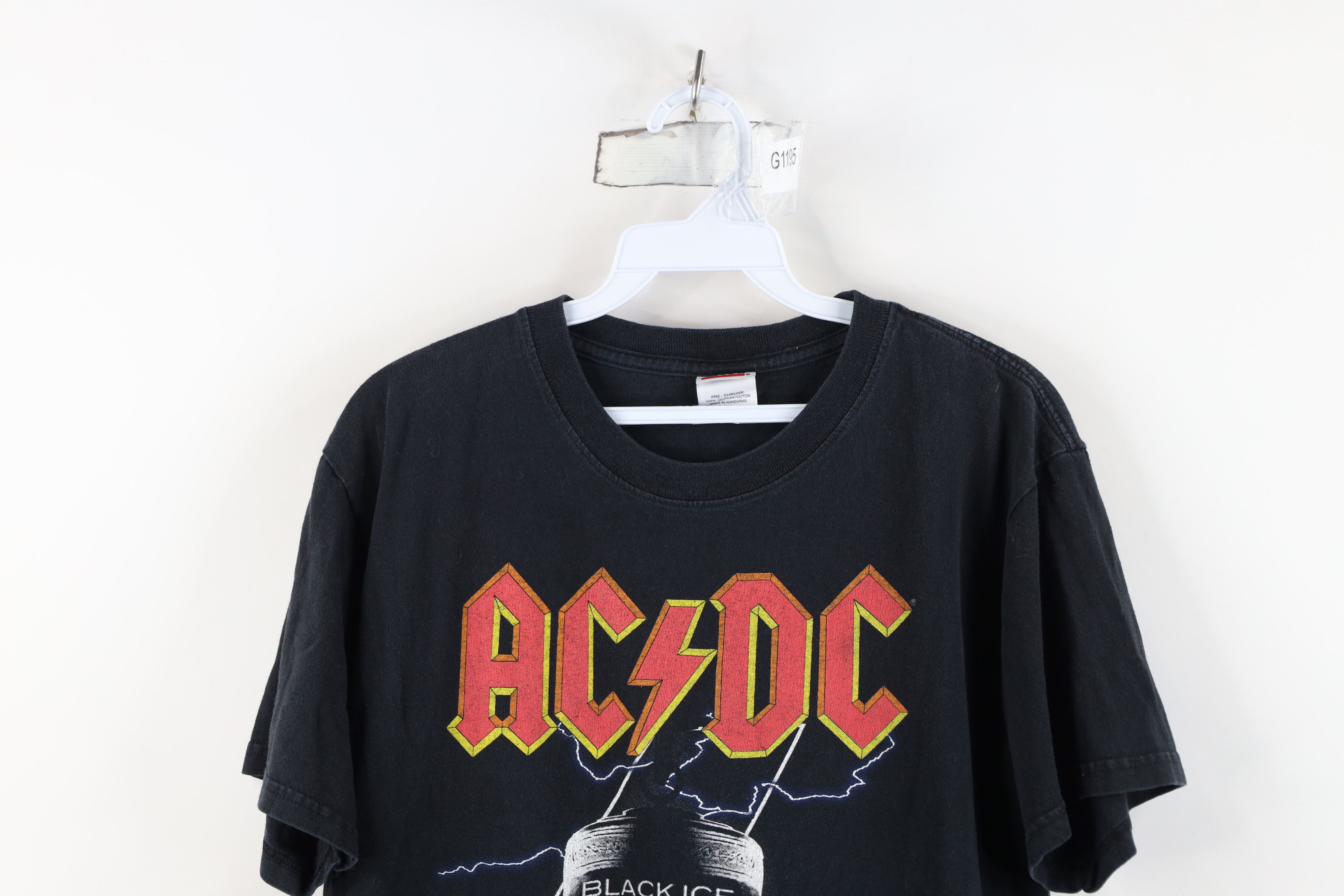 Vintage Vintage Y2K 2009 Ice World Tour ACDC Band T-Shirt Black Size US M / EU 48-50 / 2 - 2 Thumbnail