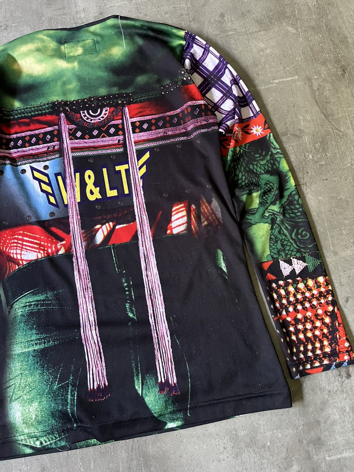 W&LT Walter Van Beirendonck W&LT 1996 long sleeve Alien rare Size US L / EU 52-54 / 3 - 9 Thumbnail