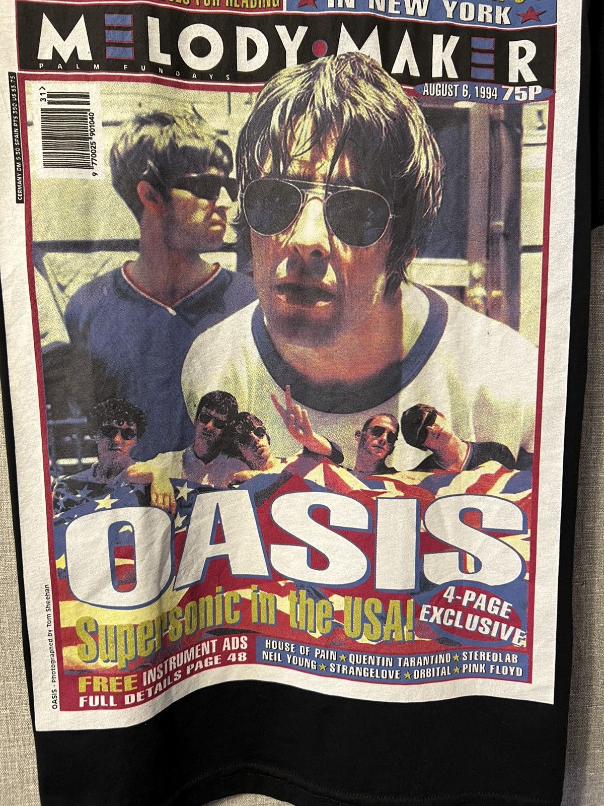 Band Tees × Vintage Melody Maker OASIS T-shirt Photographen by Tom Sheehan Size US M / EU 48-50 / 2 - 3 Thumbnail