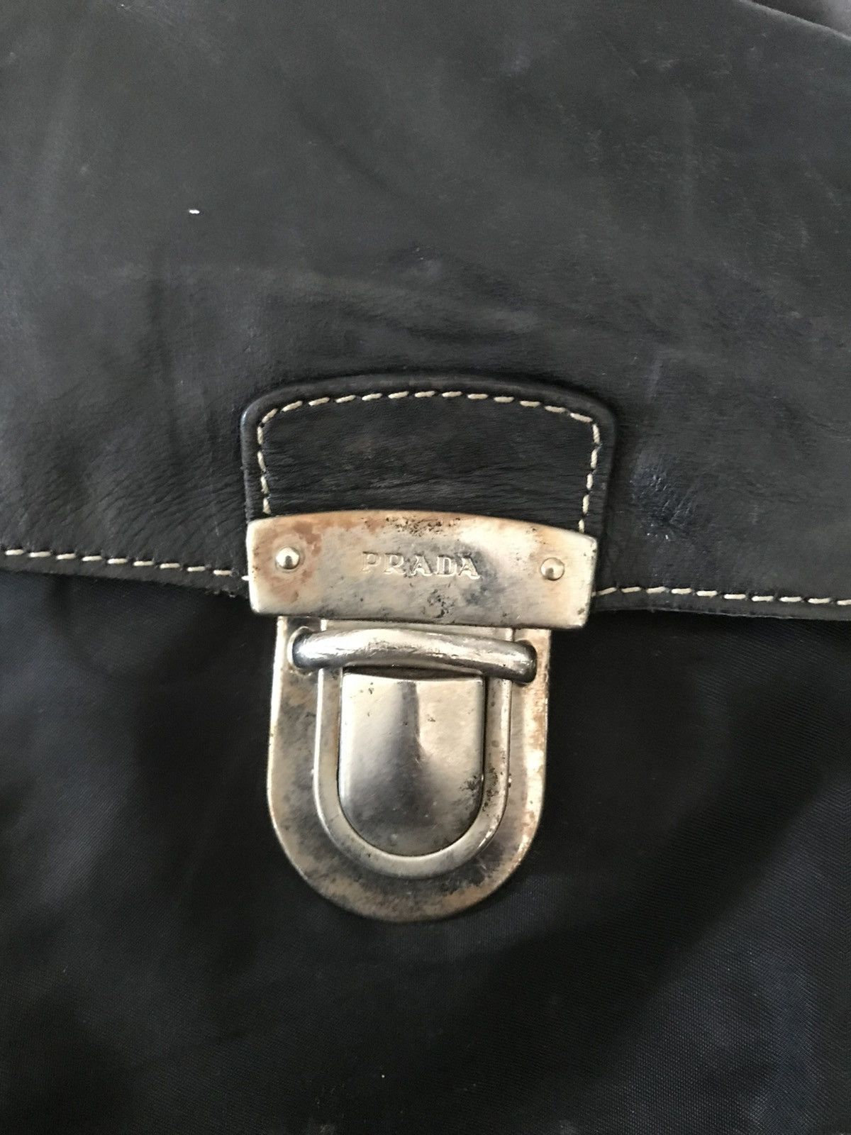 Prada Vintage Prada Black Shoulder Size ONE SIZE - 5 Thumbnail