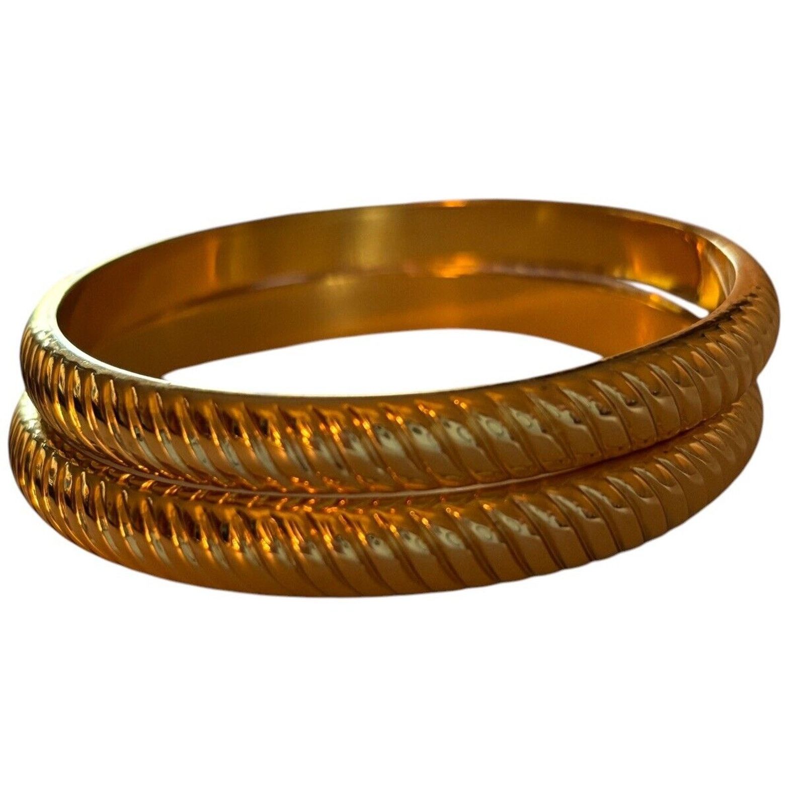Lilly Pulitzer 2 Lilly Pulitzer 2015 Gold Diagonal Ribbed Bangle Bracelet Size ONE SIZE - 8 Thumbnail