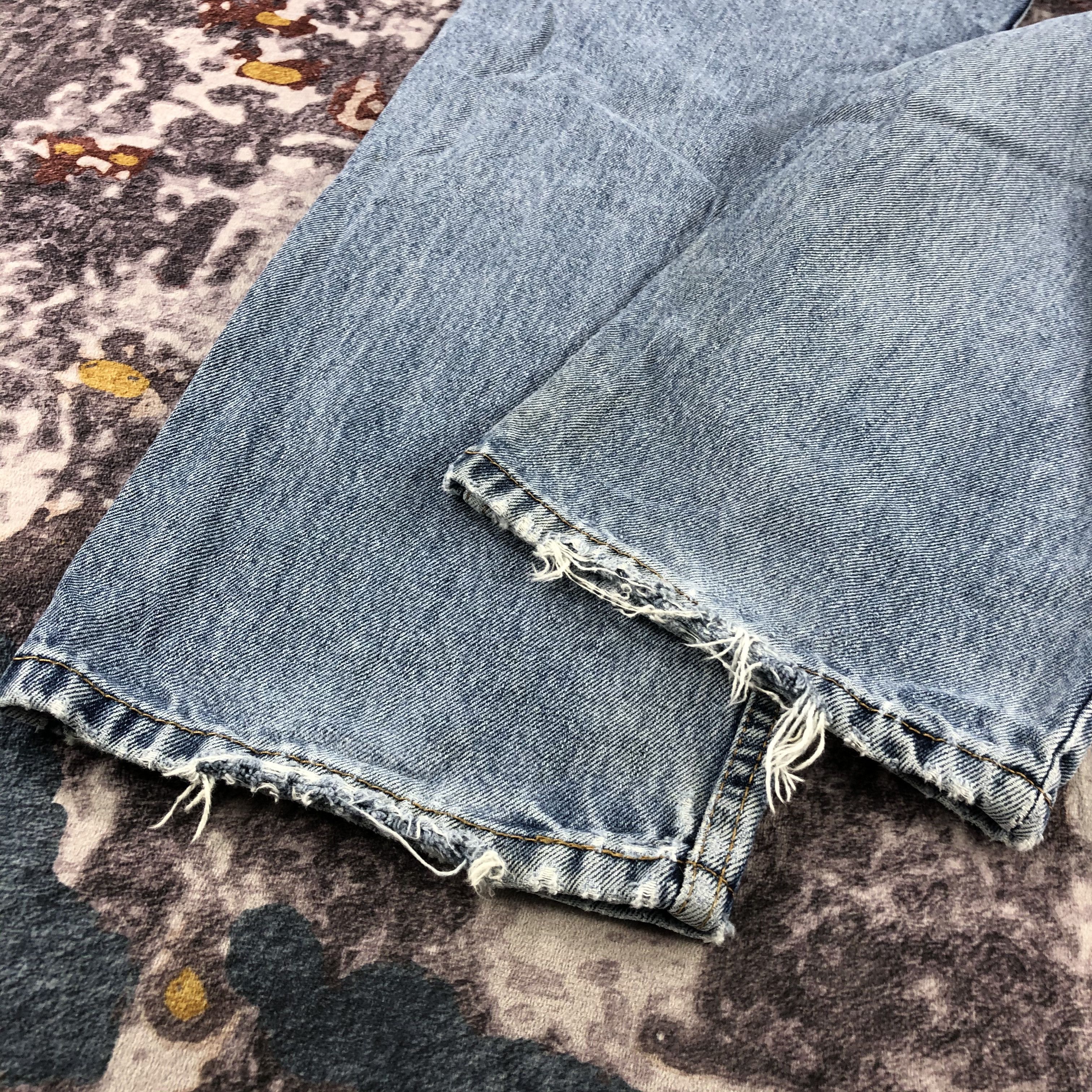Levi's × Vintage Vintage Blue Wash Levis 550 Jeans-JM3113 Size US 32 / EU 48 - 4 Thumbnail