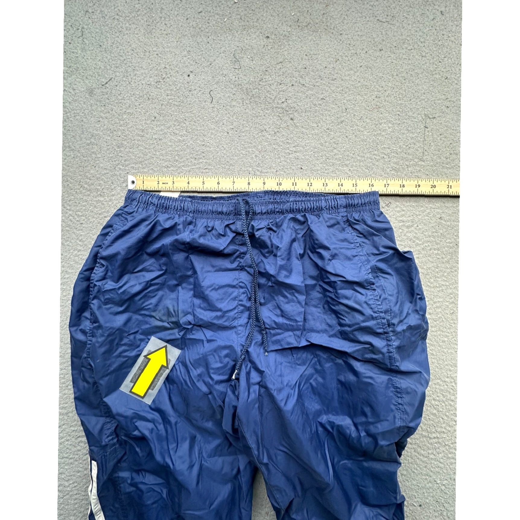 Adidas VINTAGE Adidas Windbreaker Pants Mens Large Blue Lined Ankle Zip Jogger Navy Striped Y2K Sports Wide Zip Pocketed Size US 32 / EU 48 - 4 Thumbnail