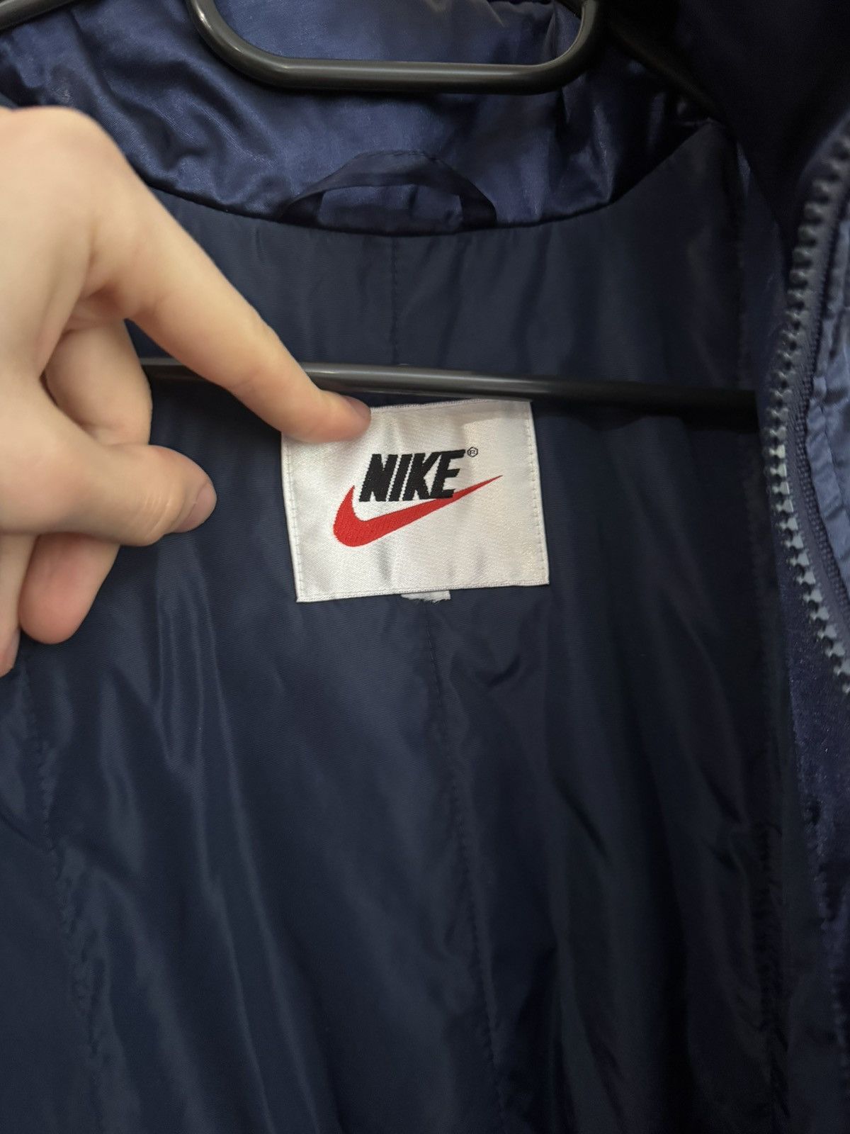 Nike Nike Puffer Jacket with All-Over Swoosh Logo Size US L / EU 52-54 / 3 - 6 Thumbnail