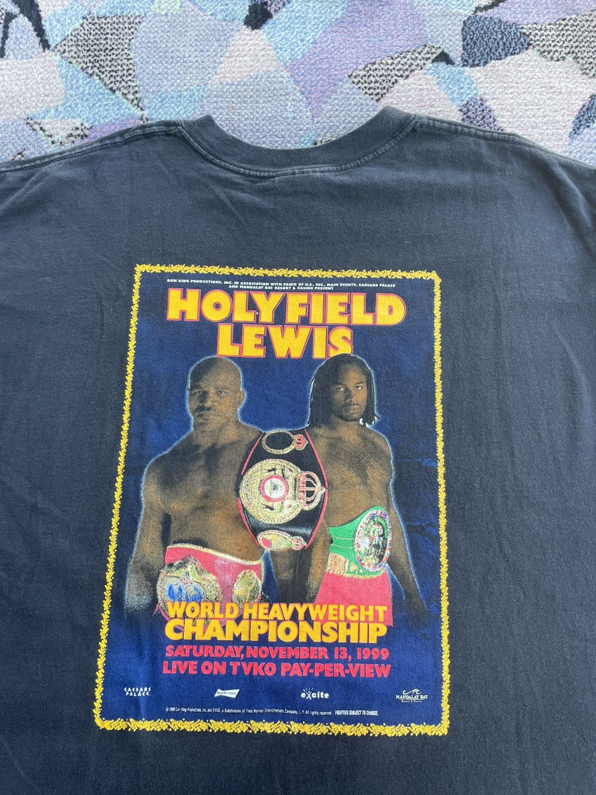 Other 1999 Holyfield vs Lewis Bowing Tee Size US L / EU 52-54 / 3 - 4 Thumbnail