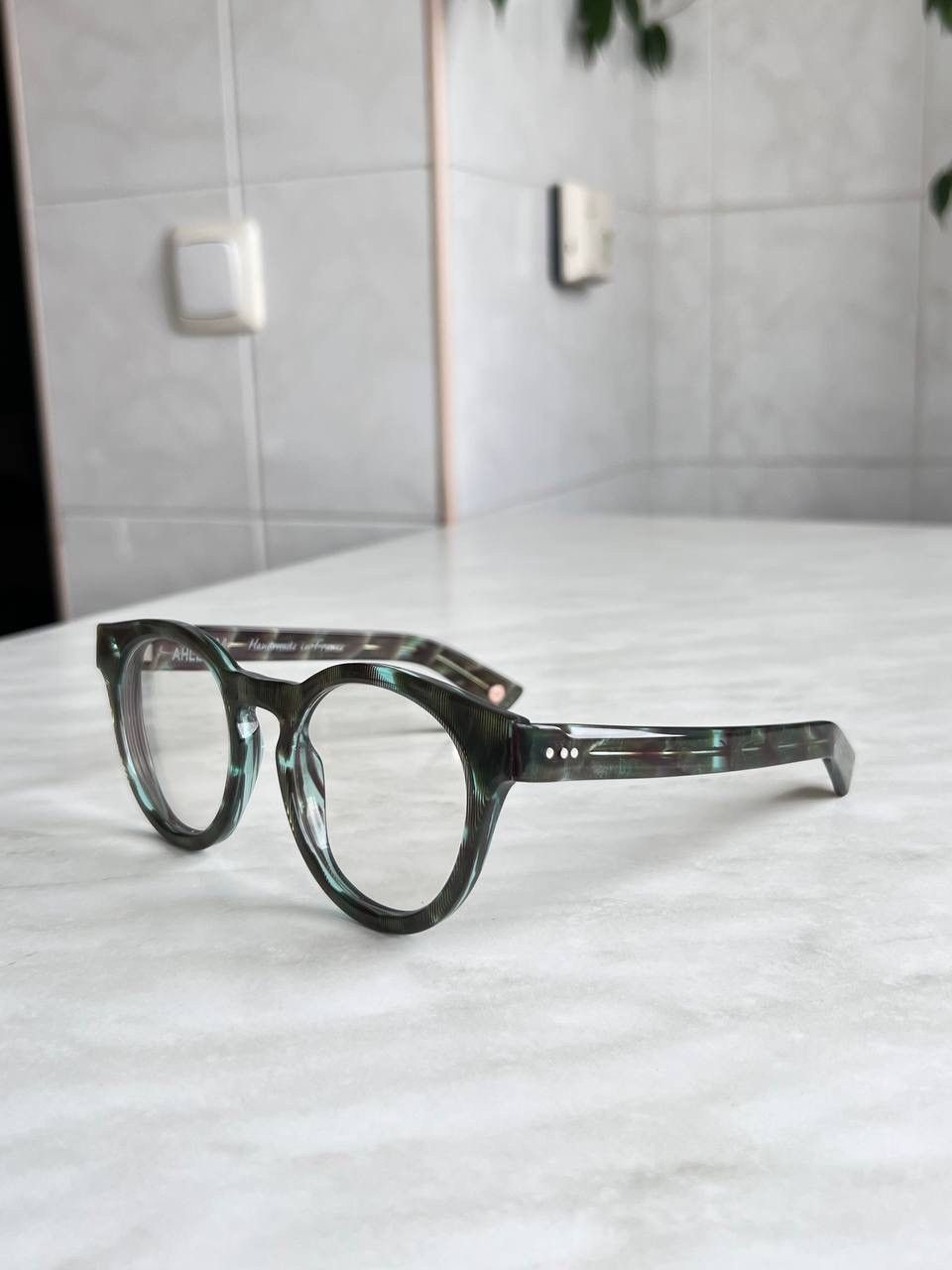 AHLEM Eyewear Ahlem Barbes Green Rhombus Eyeglasses Frame Unisex France Size ONE SIZE - 1 Thumbnail