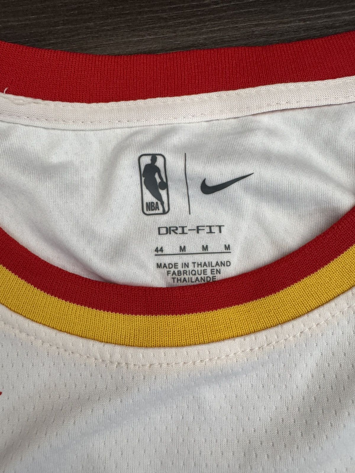 Nike Atlanta Hawks Sharife Cooper #2 NBA Swingman Jersey NWT Size US M / EU 48-50 / 2 - 4 Thumbnail
