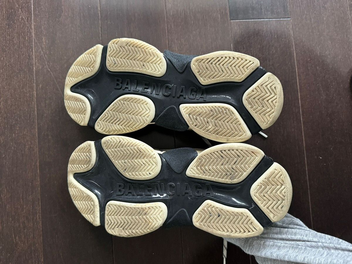 Balenciaga BALENCIAGA TRIPLE S SNEAKER Size US 6.5 / EU 39-40 - 6 Thumbnail