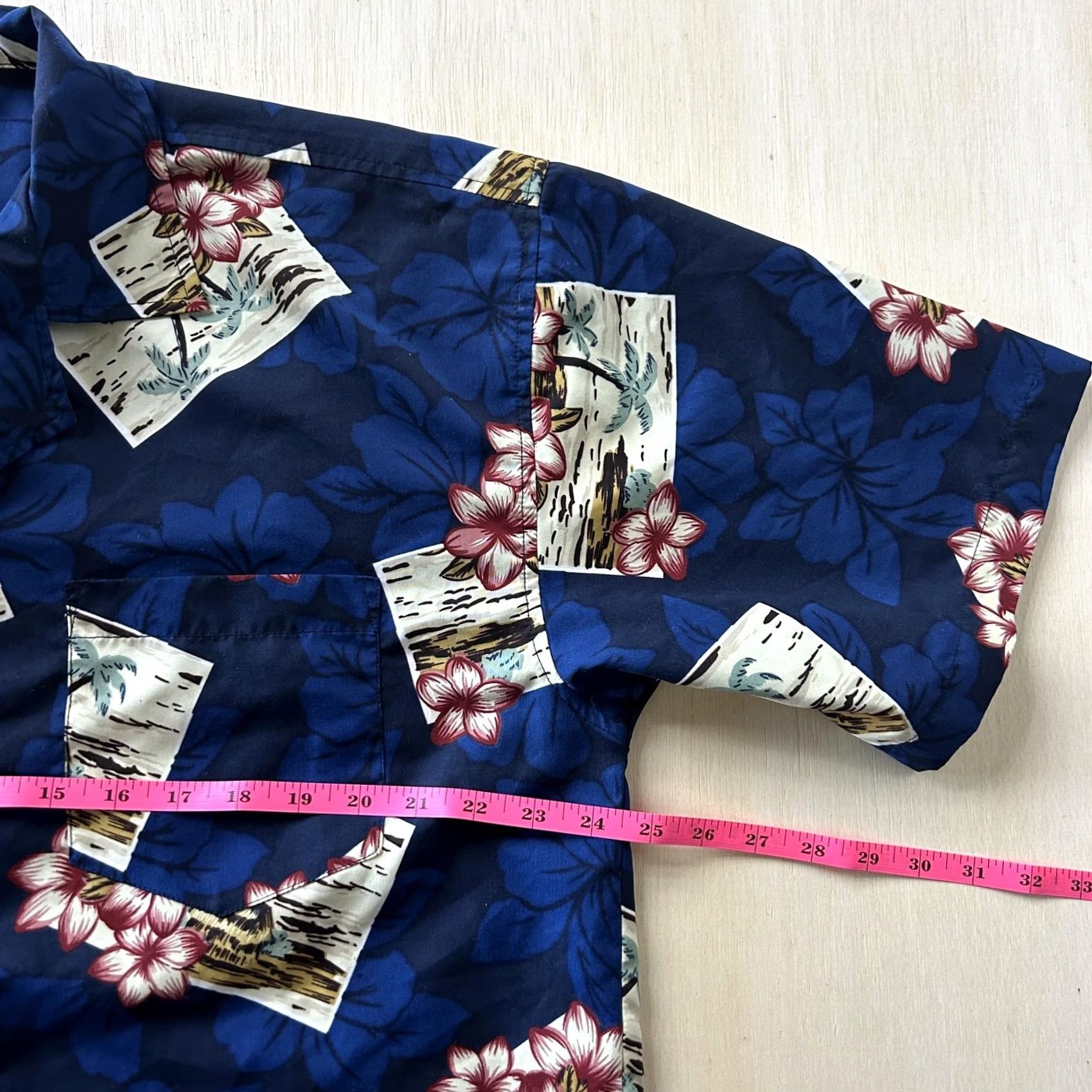 Vintage Montage Shirt Mens Large Blue Floral Hawaiian Short Sleeve Button Up Tropical Size US L / EU 52-54 / 3 - 5 Thumbnail