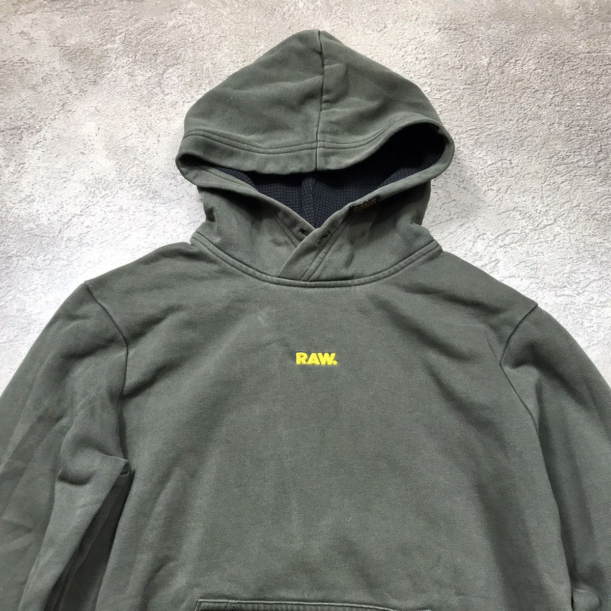 Vintage Vintage Y2K Art Of Raw Graphic Hoodie Streetwear Baggy S Size US S / EU 44-46 / 1 - 5 Thumbnail