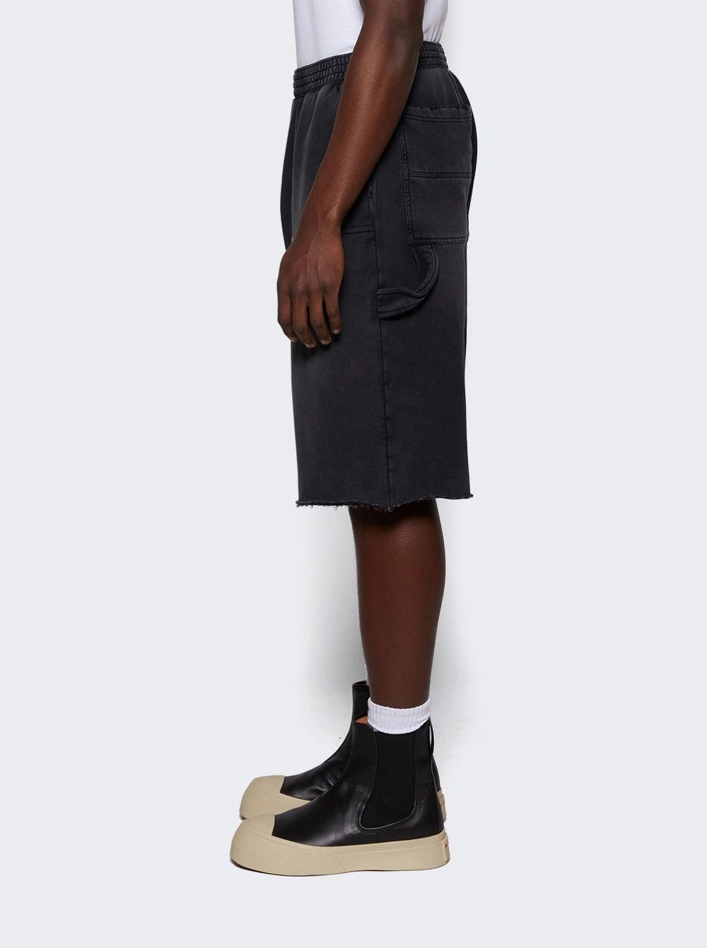 Givenchy o1mle0226 Carpenter Shorts in Black Size US 32 / EU 48 - 3 Thumbnail