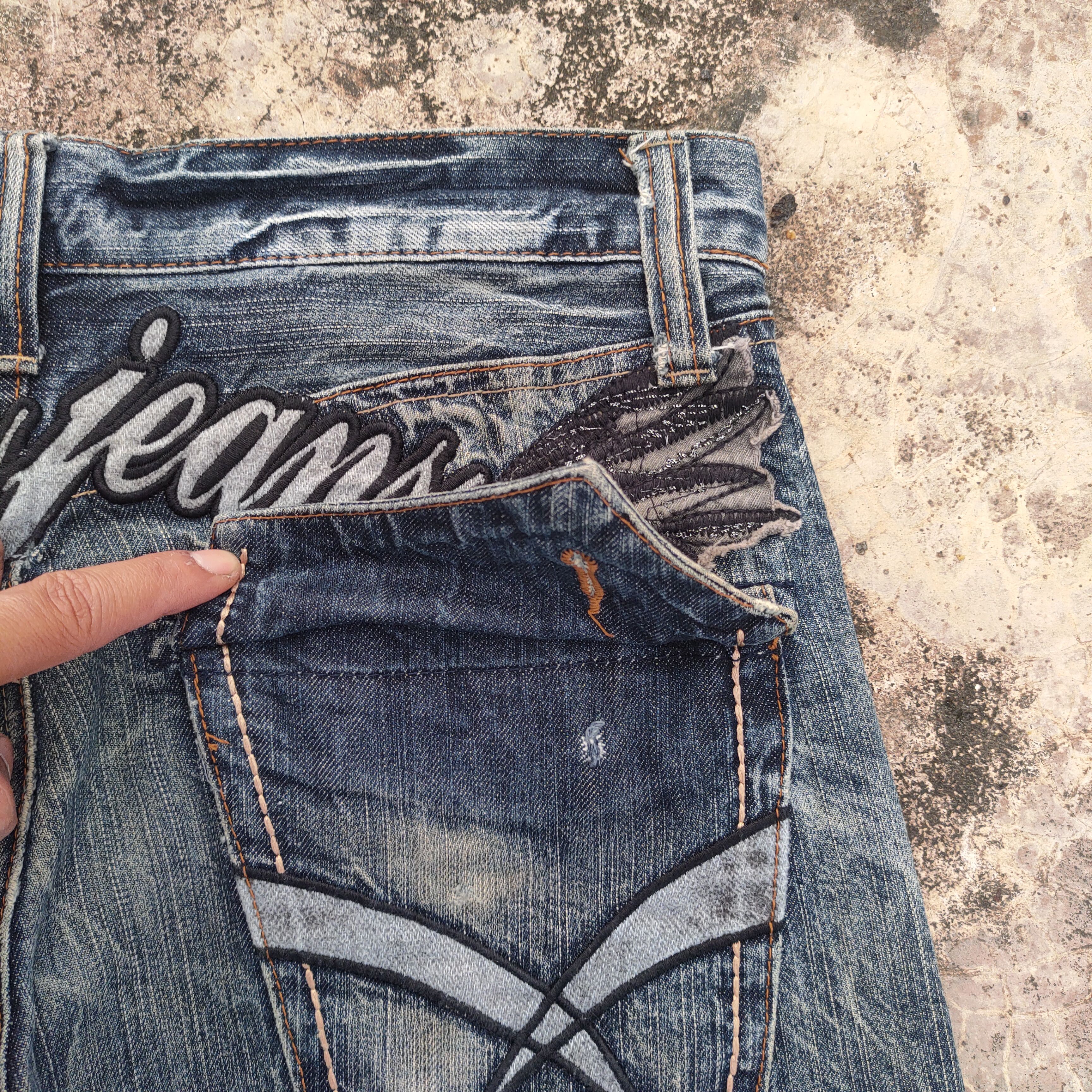 Japanese Brand VINTAGE ORIRIN EMBROIDERE WING FADED RIPPED JEAN DENIM PANTS Size US 32 / EU 48 - 11 Thumbnail