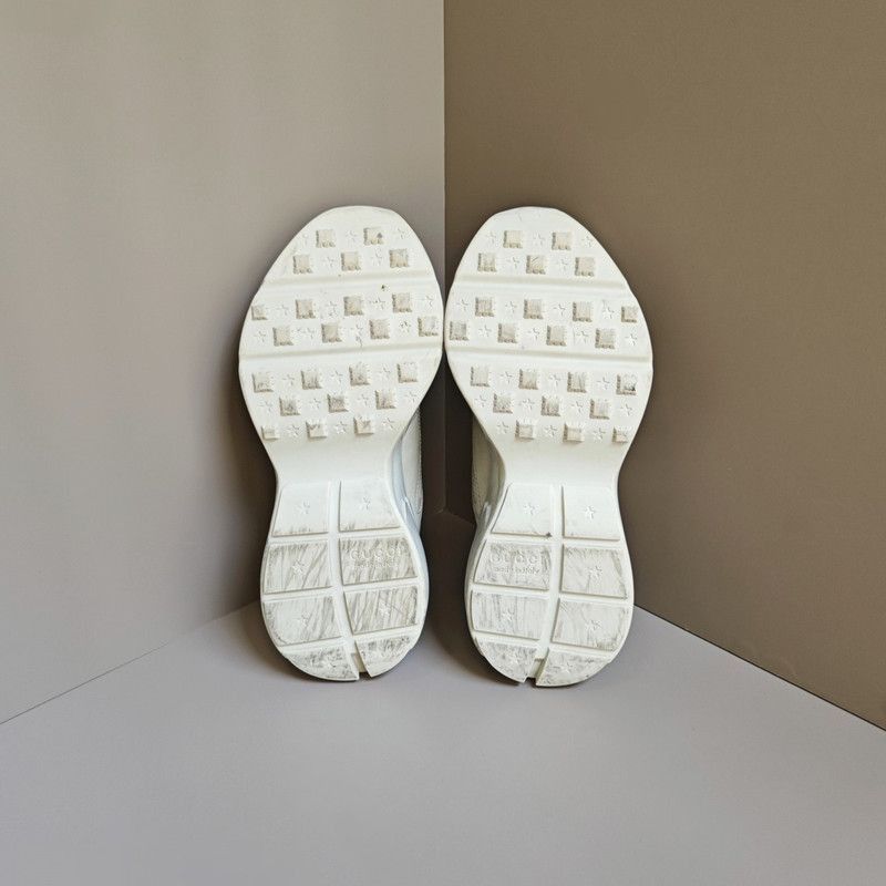 Gucci Rhyton Dad Sneakers in Ivory White -