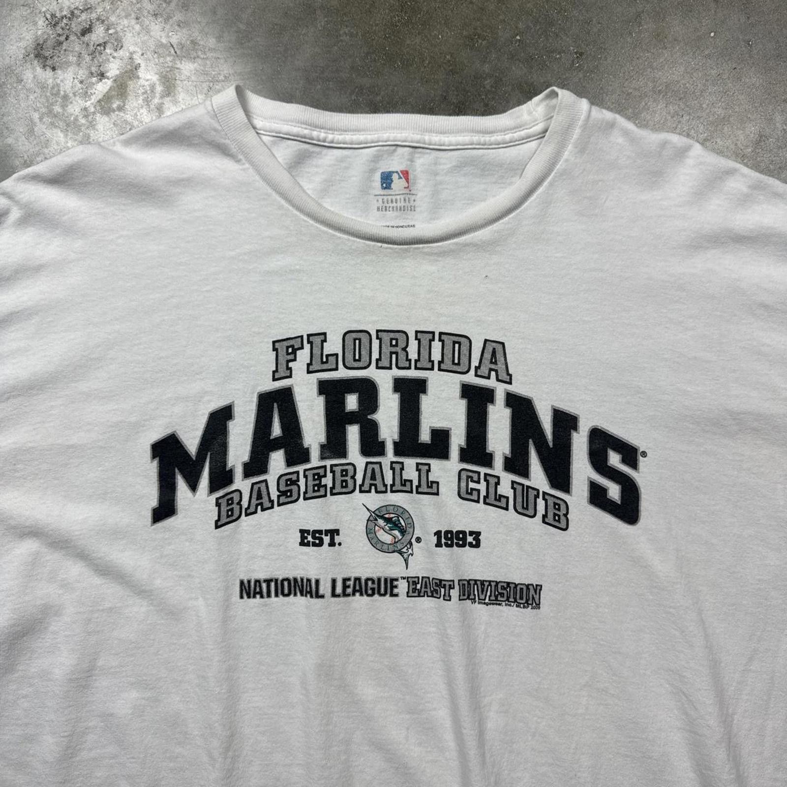 MLB Florida Marlins MLB Vintage Y2k 2009 White Graphic T-Shirt Size US XXL / EU 58 / 5 - 3 Thumbnail
