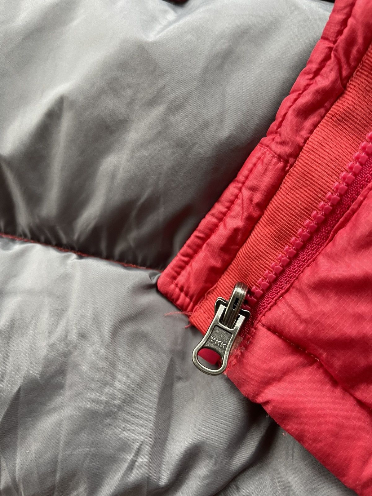 The North Face × Vintage The North Face 700 Goose Down Puffer Jacket Pink Korea Size M / US 6-8 / IT 42-44 - 12 Thumbnail