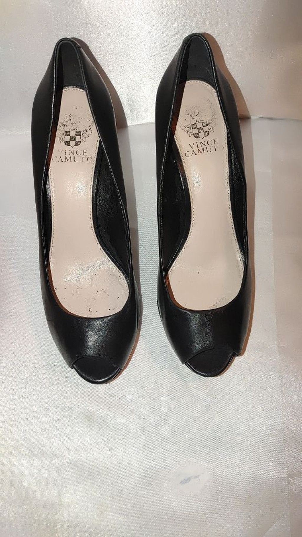 Vince Camuto Vince Camuto Leather Peep Toe Pumps Size 8M Size US 8 / IT 38 - 5 Thumbnail