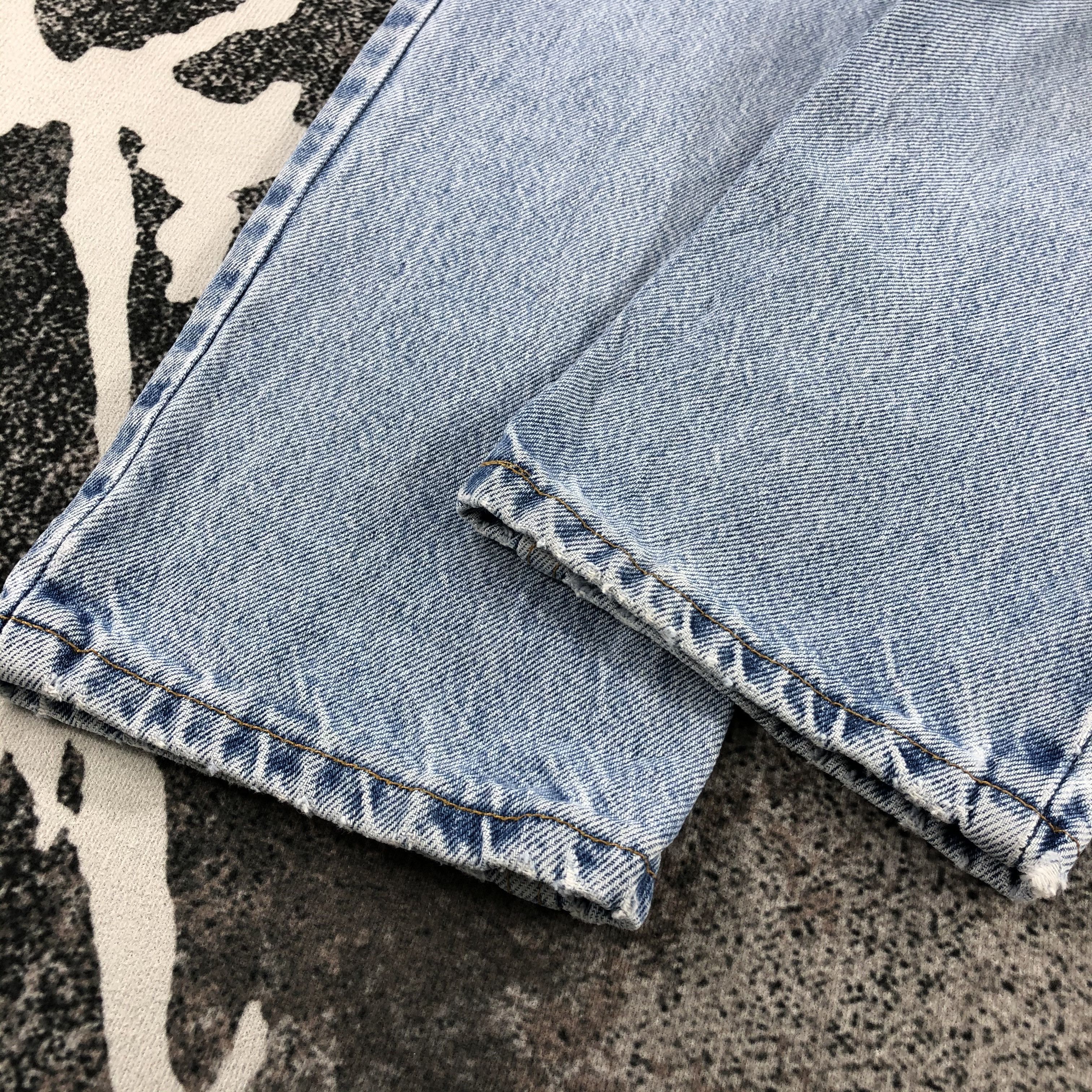 Levi's Vintage 90s Levis 505 Jeans Medium Wash Denim KJ940 Size US 29 - 6 Thumbnail