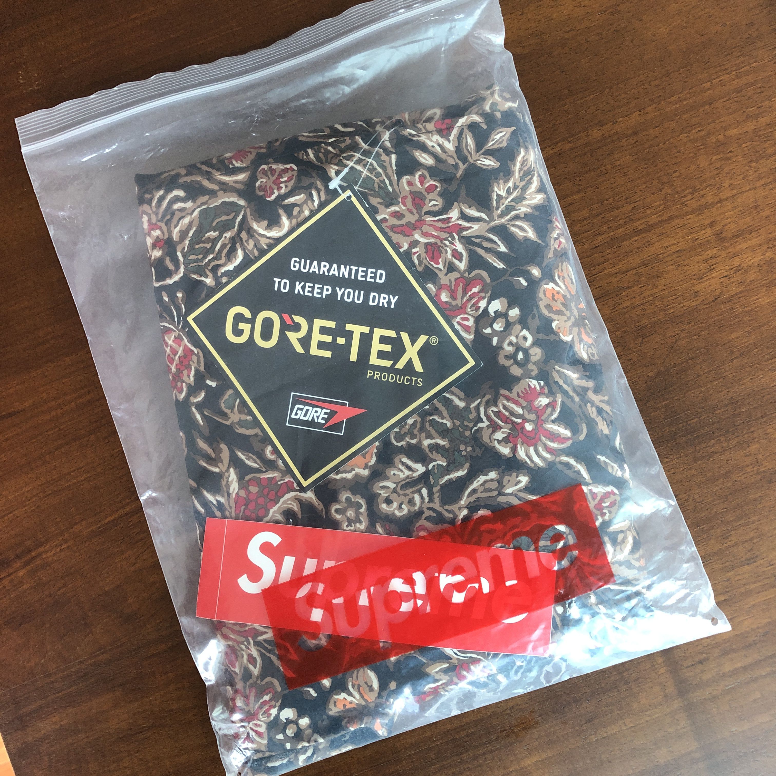 Goretex Floral Prints Pants Size US 34 / EU 50 - 2 Thumbnail