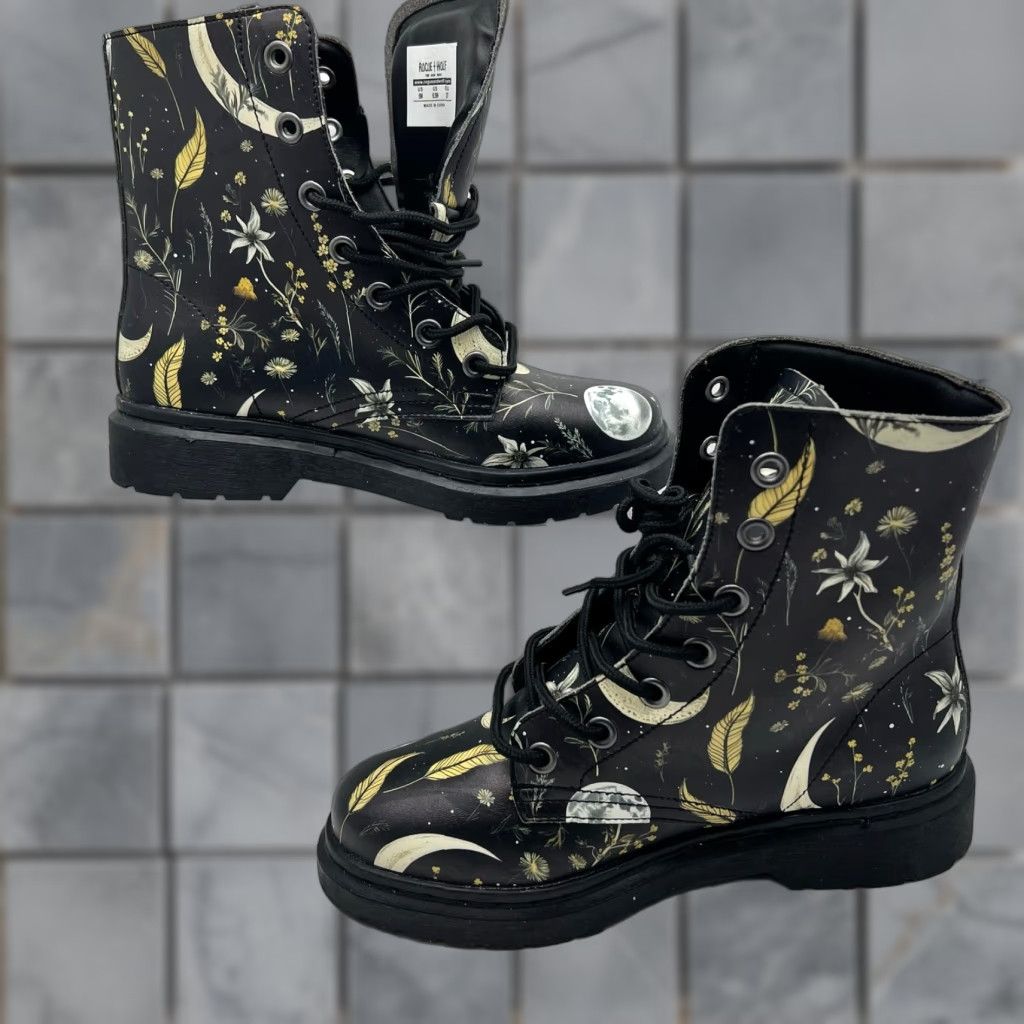 Vintage Rogue & Wolf Combat Boots Women 6.5 Black Moonlit Botanica Moon Floral Chunky Size US 7 / IT 37 - 1 Thumbnail