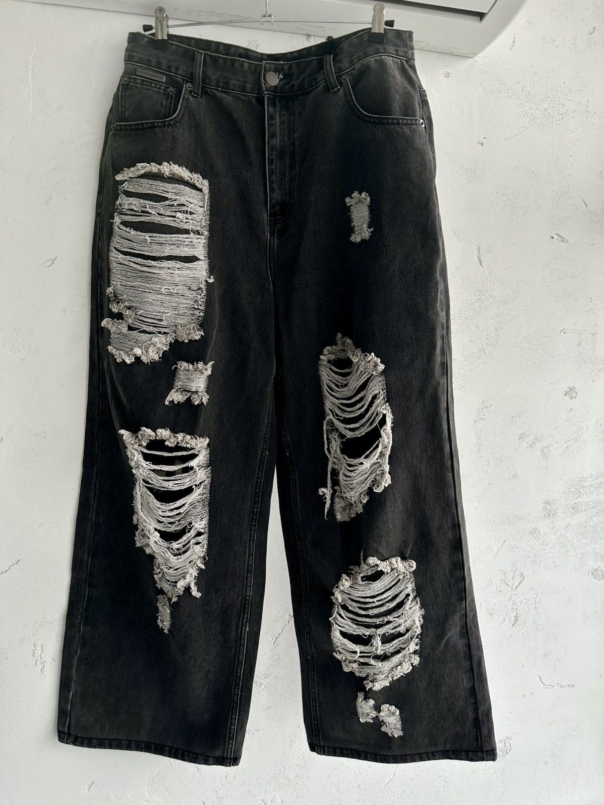 Stolen Girlfriends Club Stolen Girlfriends Club Distressed Wide Leg Jeans Size US 32 / EU 48 - 1 Thumbnail
