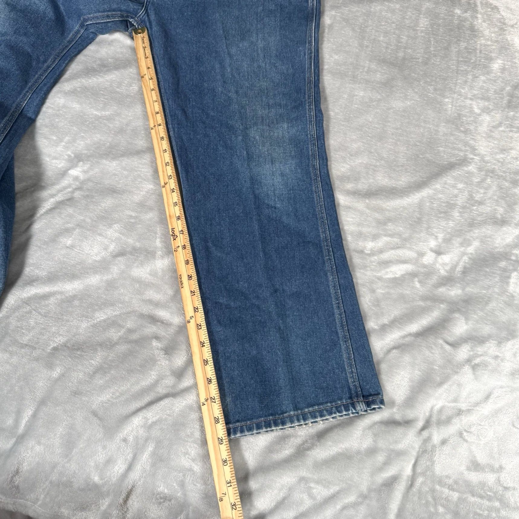 Wrangler VINTAGE Wrangler Jeans Straight Fit Mens 38 Regular Blue Denim 5-Pocket USA 90s Leather Patch Logo Zipper Button Waist 38 Inseam 29 Size US 38 / EU 54 - 7 Thumbnail