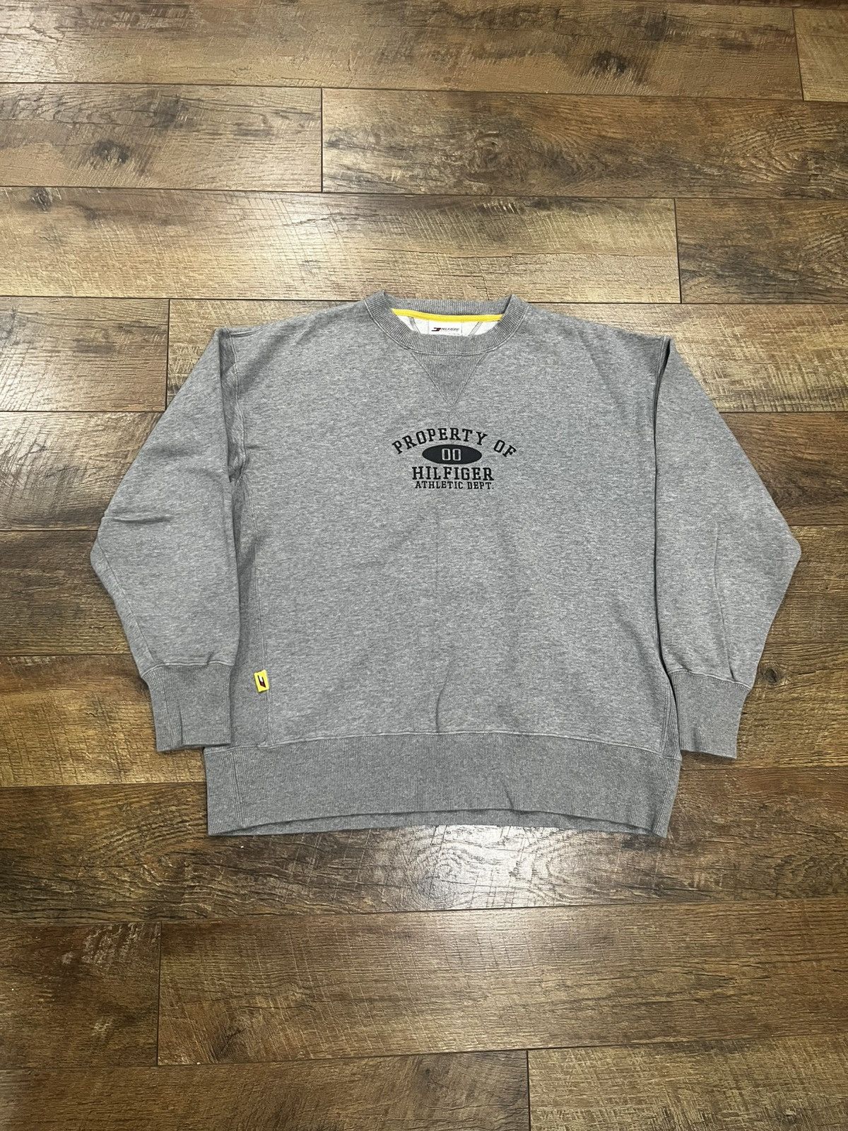 Tommy Hilfiger Vtg 90s Hilfiger Athletics Reverse Weave Crewneck Grey XL Size US XL / EU 56 / 4 - 1 Thumbnail