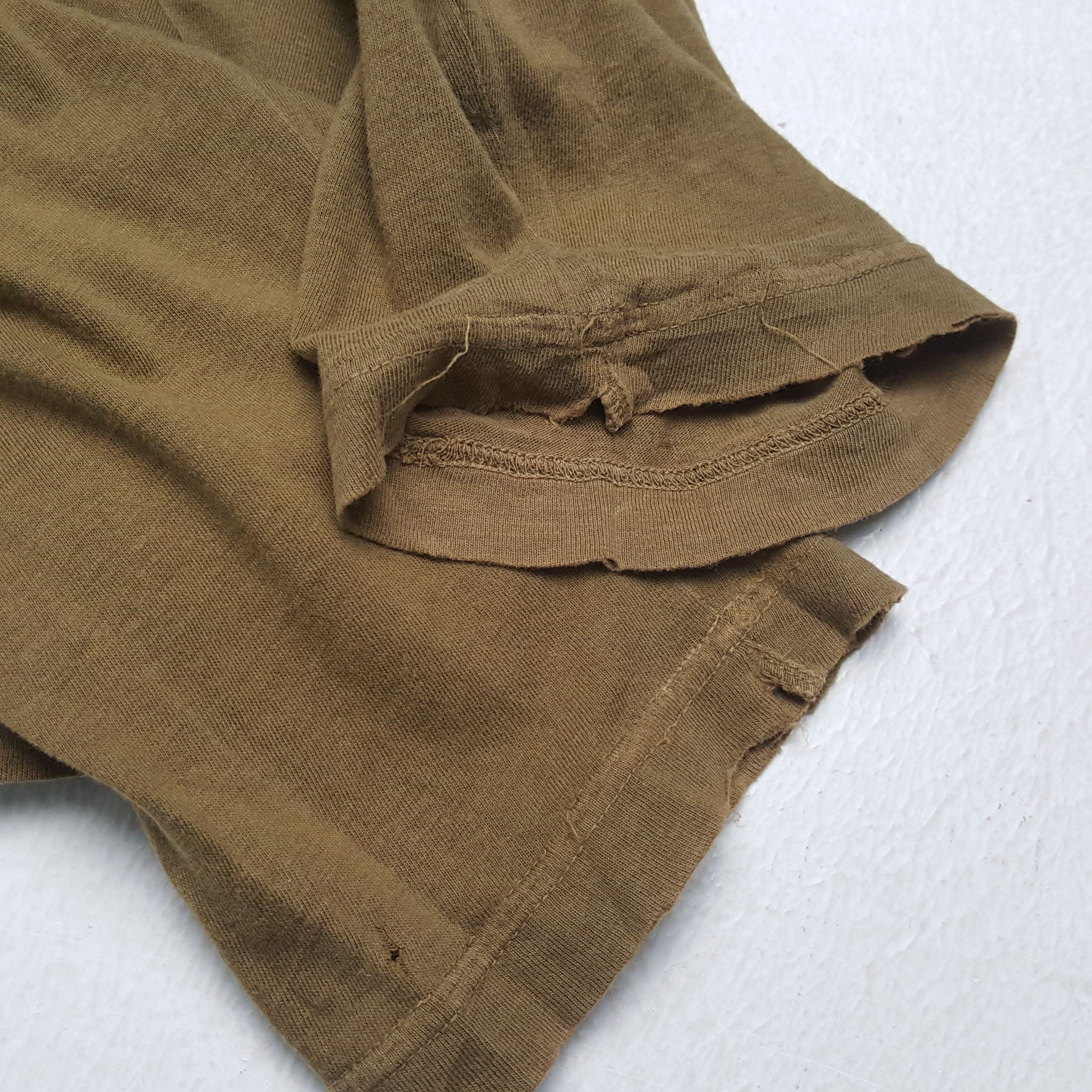 Issey Miyake × Japanese Brand × Vintage Vintage ISSEY MIYAKE Japanese Designer Distressed T-Shirts Size US L / EU 52-54 / 3 - 7 Thumbnail