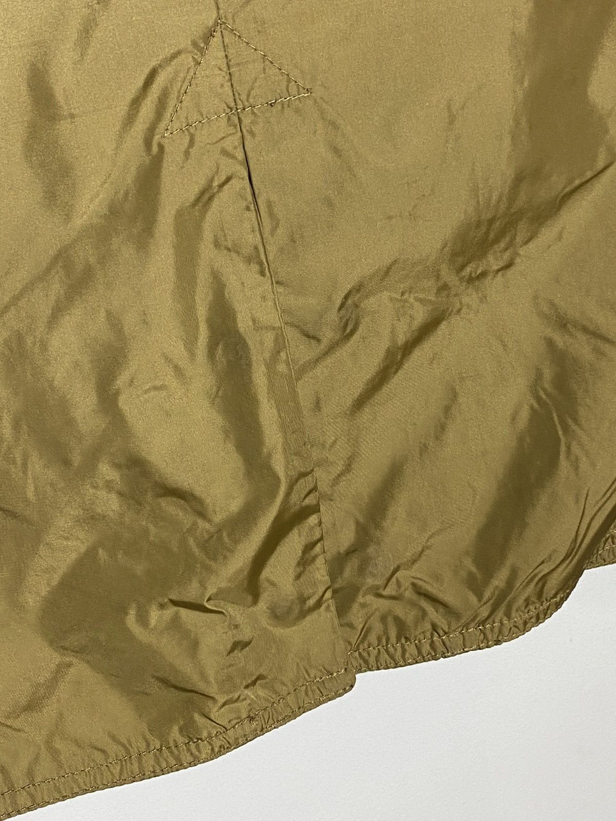 Moncler Moncler Nylon Gold Old Money Vibes Authentic Jacket Size US M / EU 48-50 / 2 - 14 Thumbnail