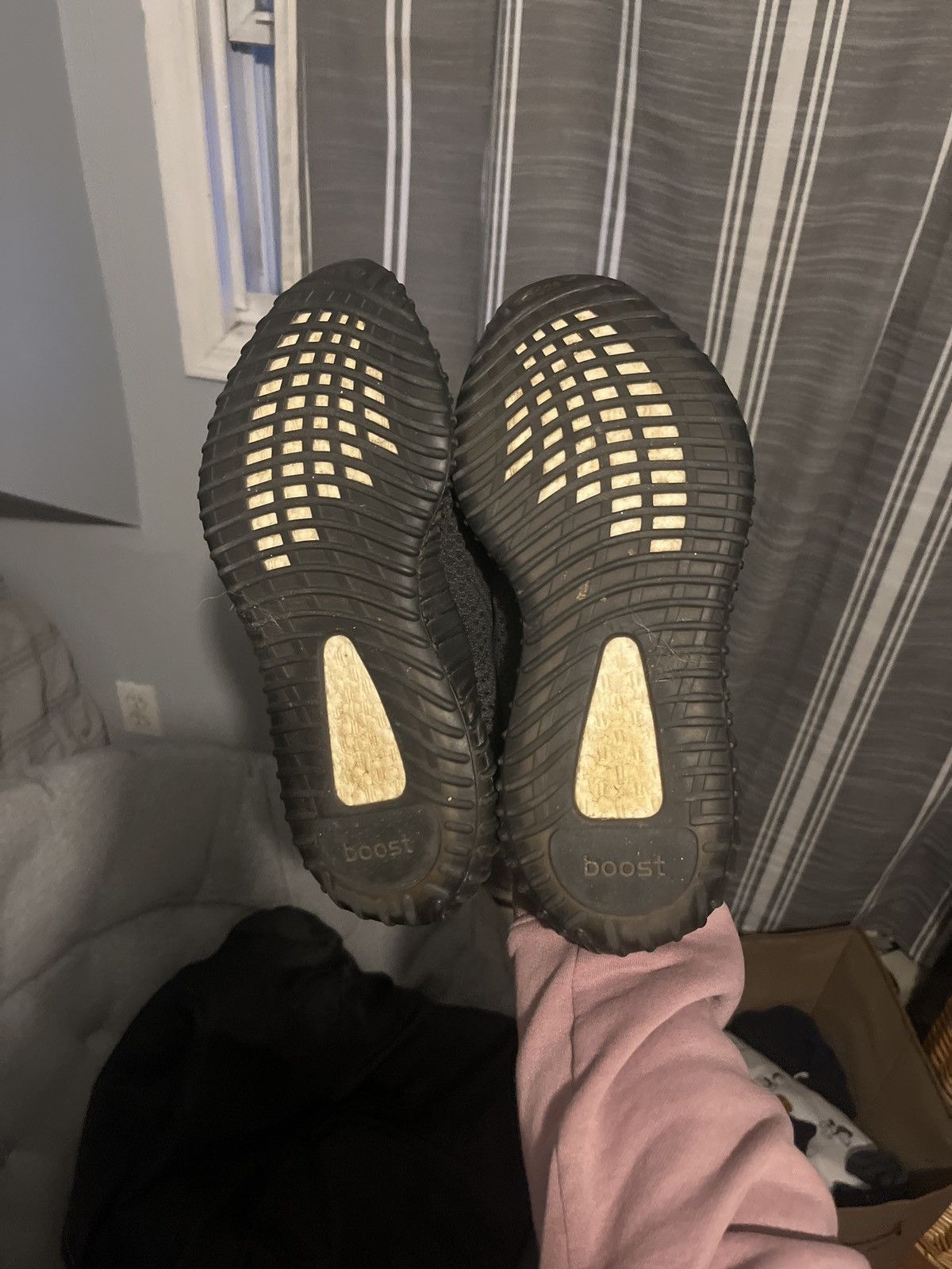 Yeezy Boost 350 V2