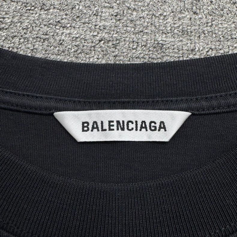 Balenciaga Balenciaga T-shirt Size US S / EU 44-46 / 1 - 3 Thumbnail