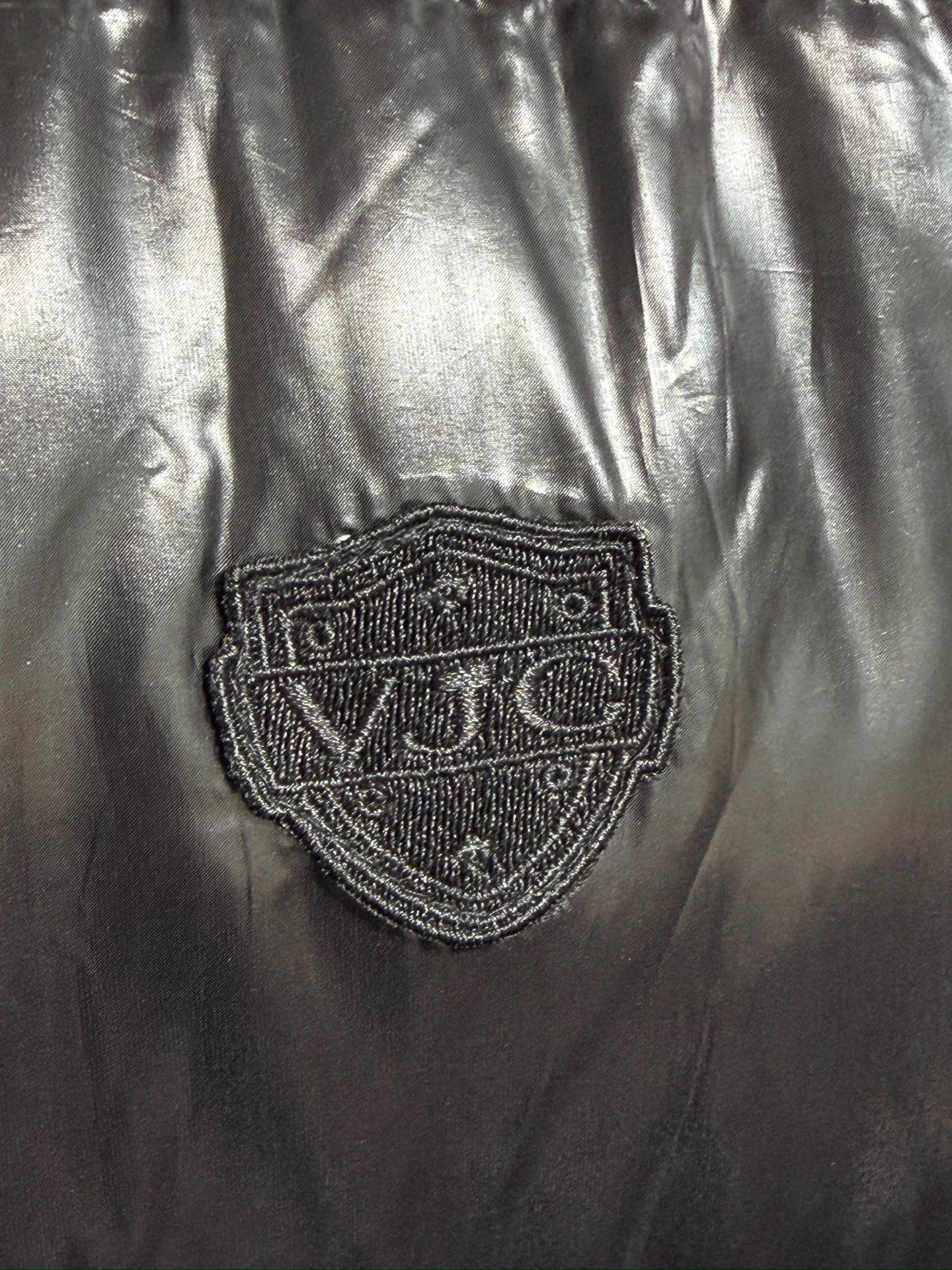 Versace Versace VJC Oversized Metallic Down Puffer Jacket L Size US L / EU 52-54 / 3 - 4 Thumbnail