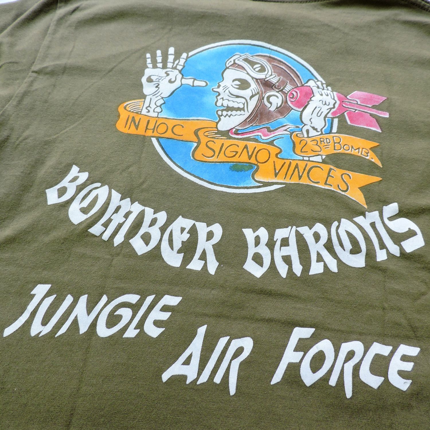 Buzz Rickson's 'IN HOC SIGNO VINCES' BOMBER BARONS JUNGLE AIR FORCE T-SHIRT Size US XS / EU 42 / 0 - 7 Thumbnail