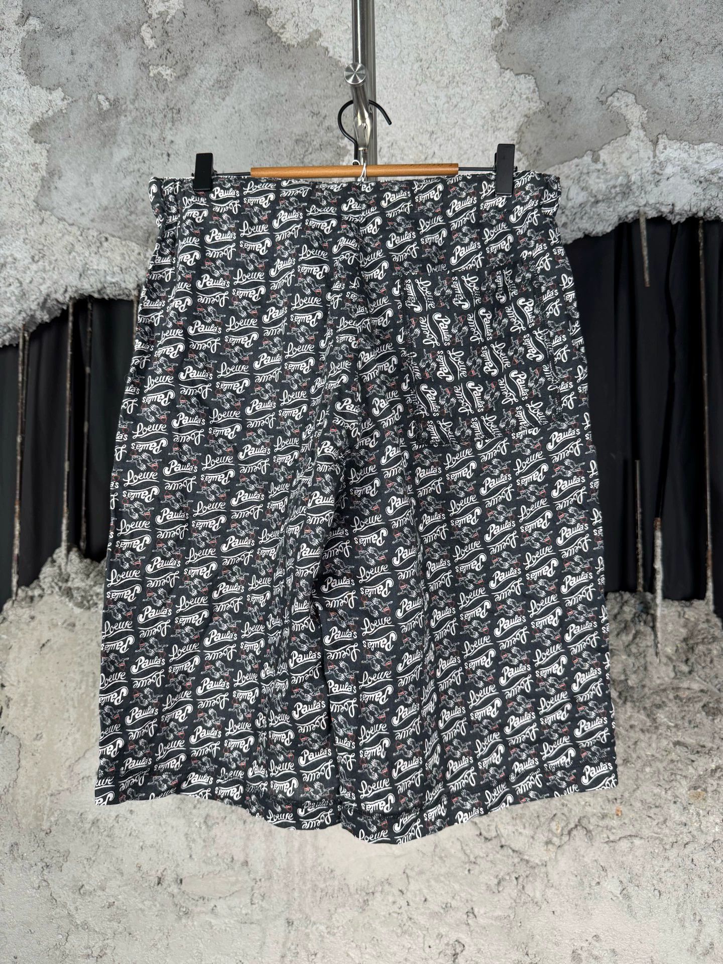 Loewe Loewe New Size M Short Size US 32 / EU 48 - 2 Thumbnail