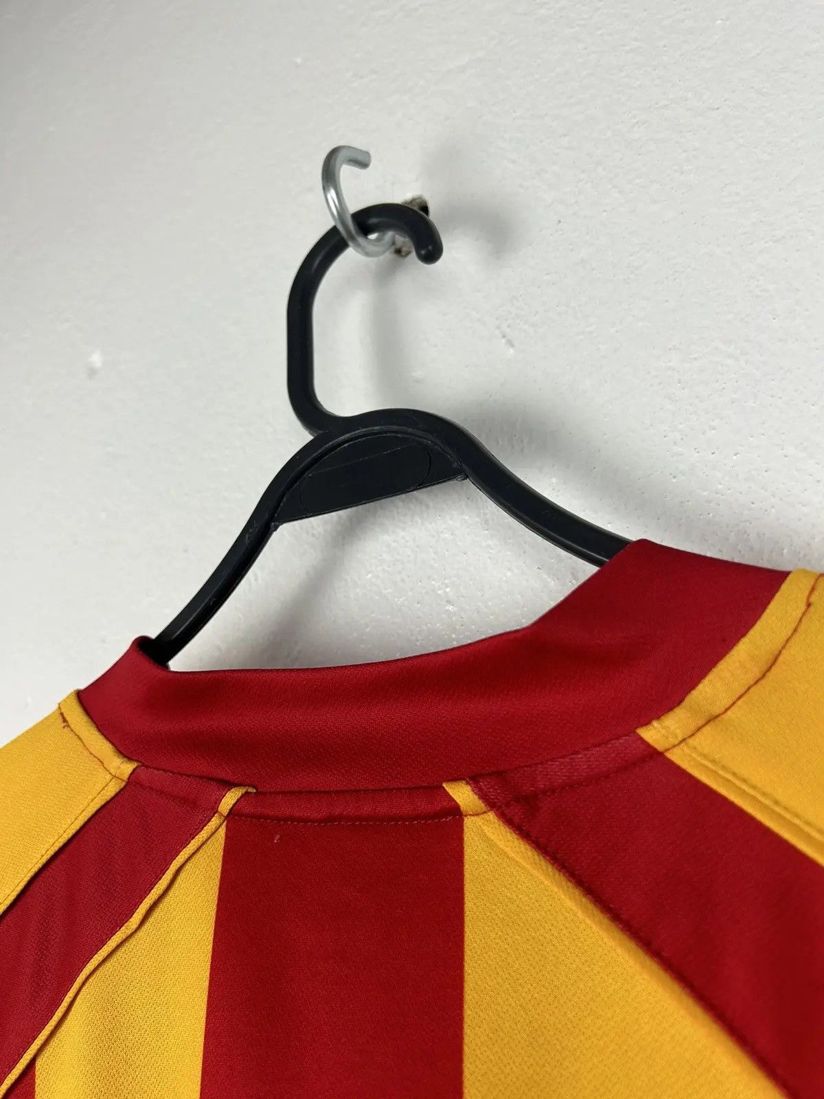 Vintage Vintage Umbro Grumellese Home Kit #16 Player Issue Jersey Size US XL / EU 56 / 4 - 13 Thumbnail