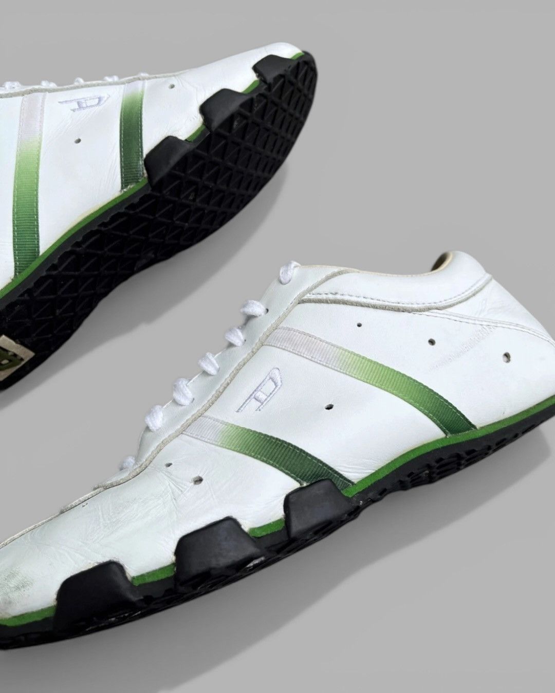 Diesel 🔥Vintage 2000’s DIESEL Low Top Leather Sneakers Size US 9 / IT 39 - 9 Thumbnail