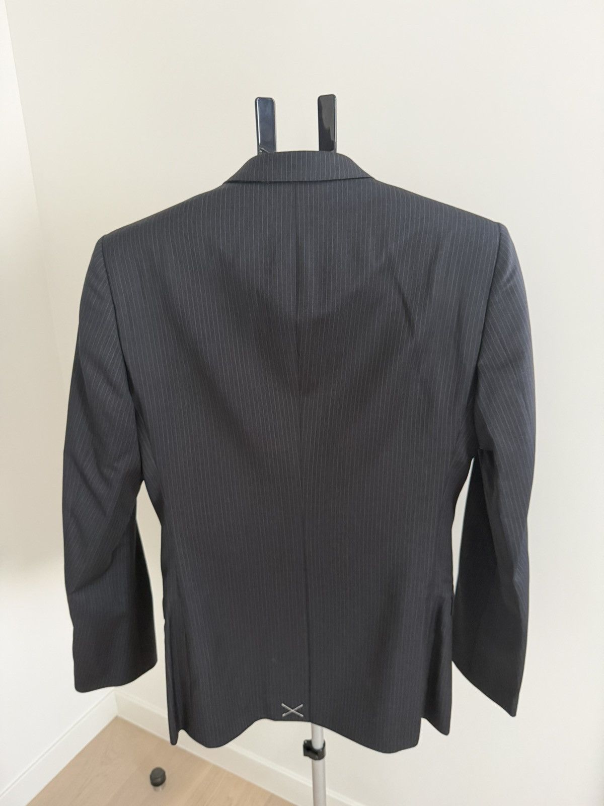 Dolce & Gabbana Dolce & Gabbana GOLD 2-Piece Pinstripe Suit Sz 38R US/48 IT Size 38R - 4 Thumbnail