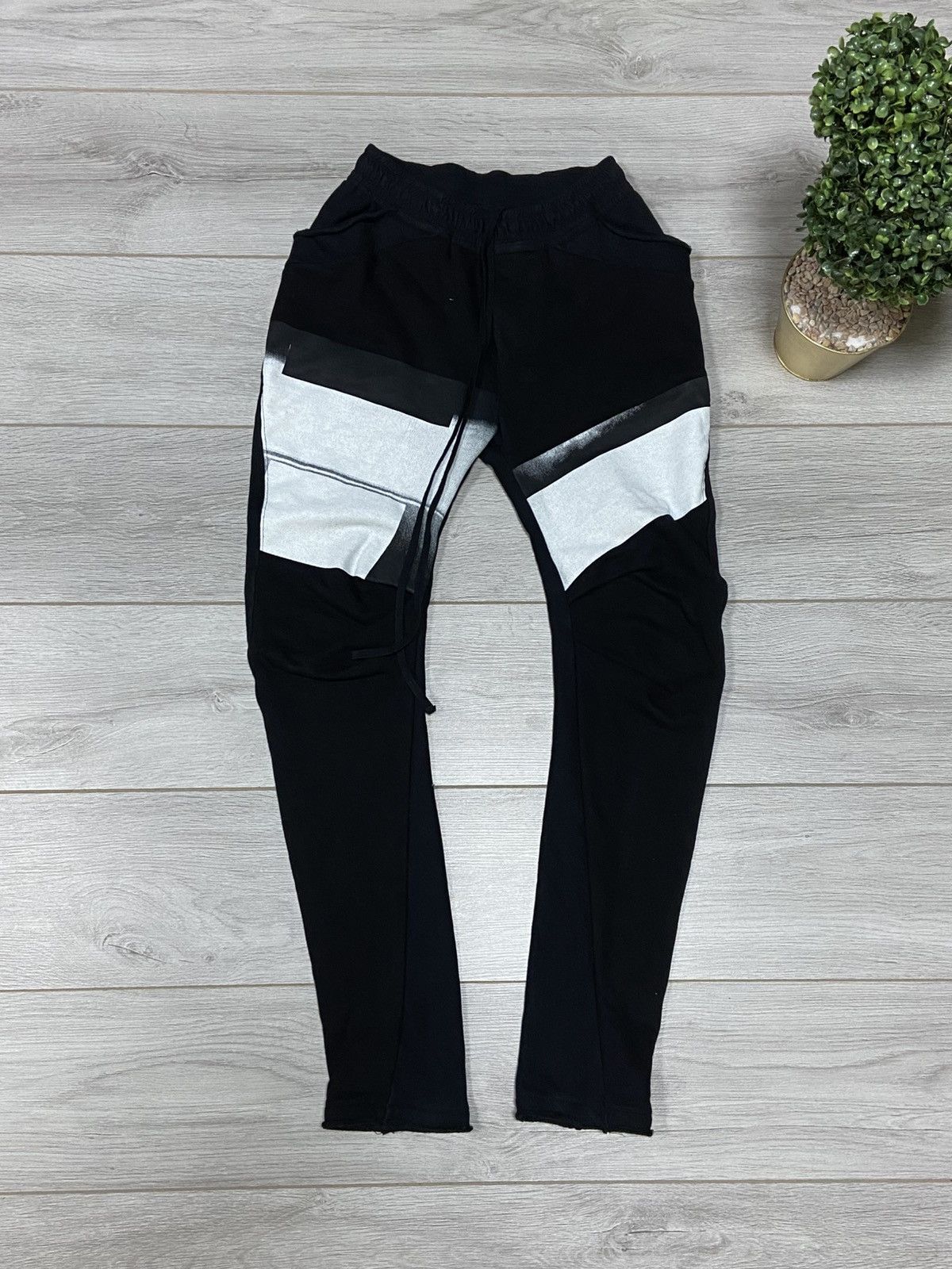 Julius Nilos pillars 16-17 1 size Japanese Pants Size US 28 / EU 44 - 1 Thumbnail