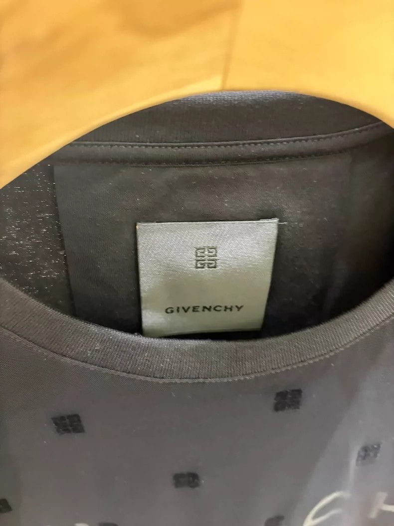 Givenchy Givenchy Black Mesh Logo Short Sleeve T Size US S / EU 44-46 / 1 - 3 Thumbnail